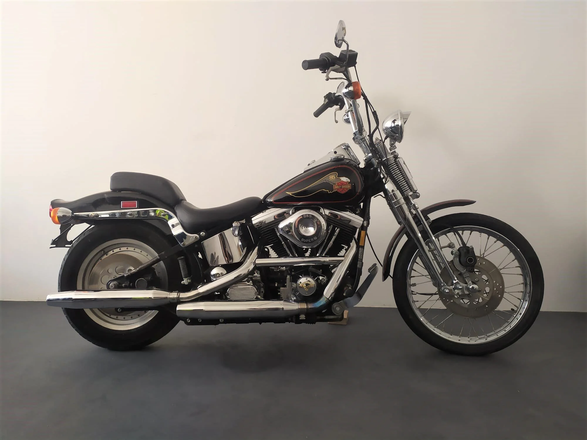 HARLEY - DAVIDSON FXSTS 85th ANNIVERSARYIN VENDITA