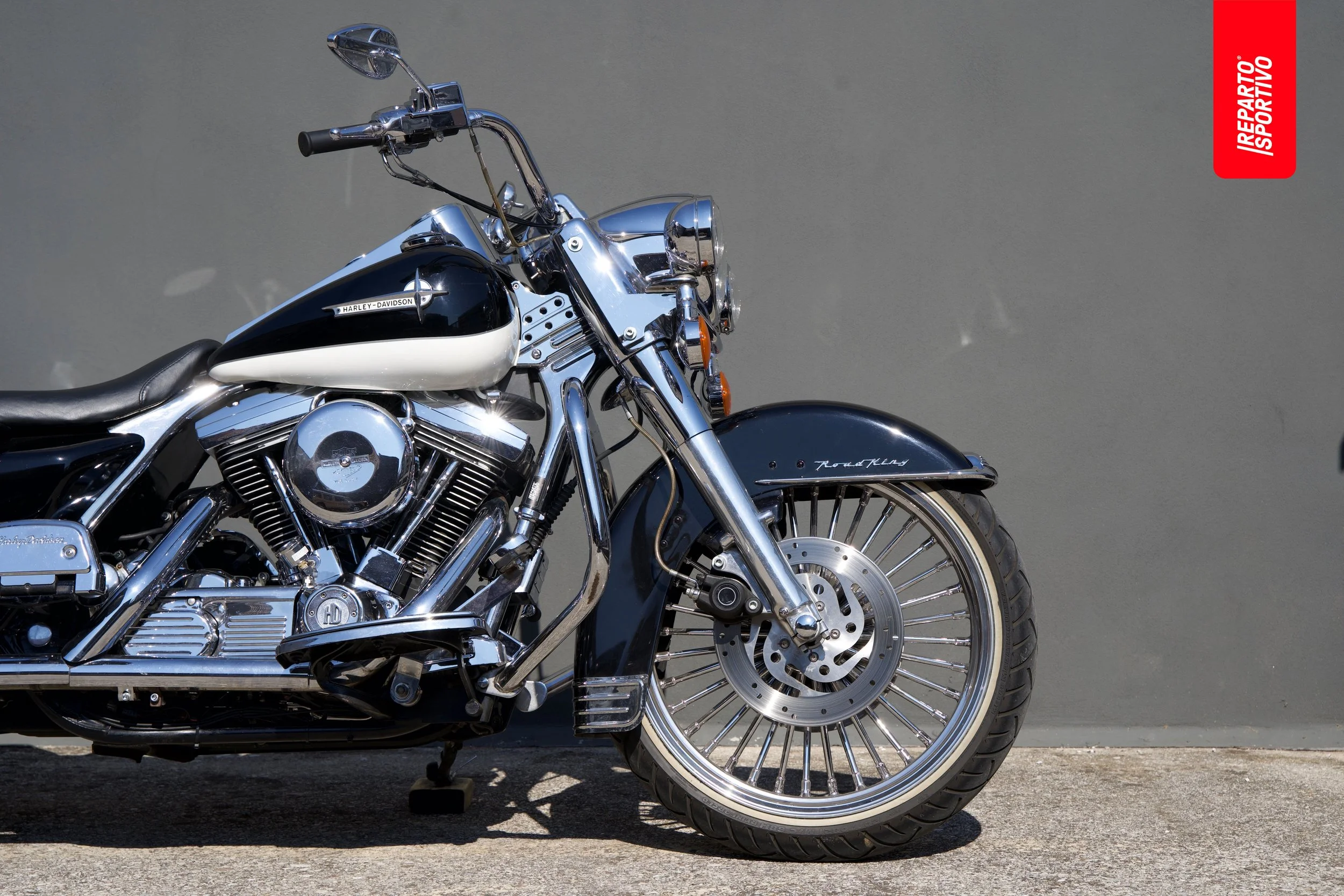 ROAD_KING_04.jpg