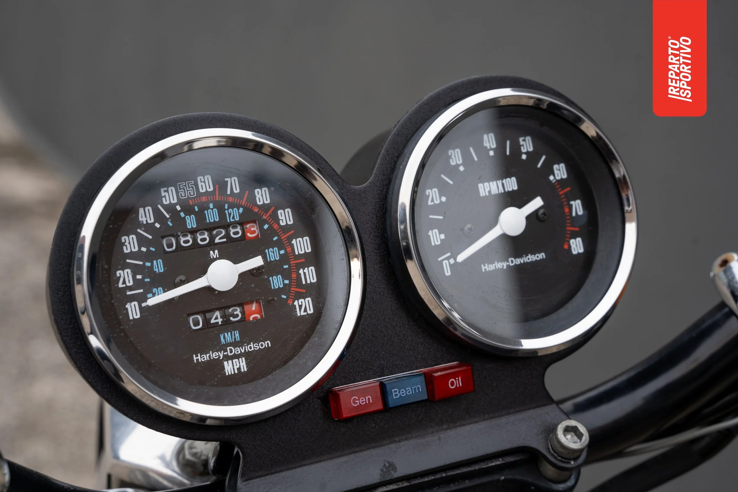 XR1000_07.jpg