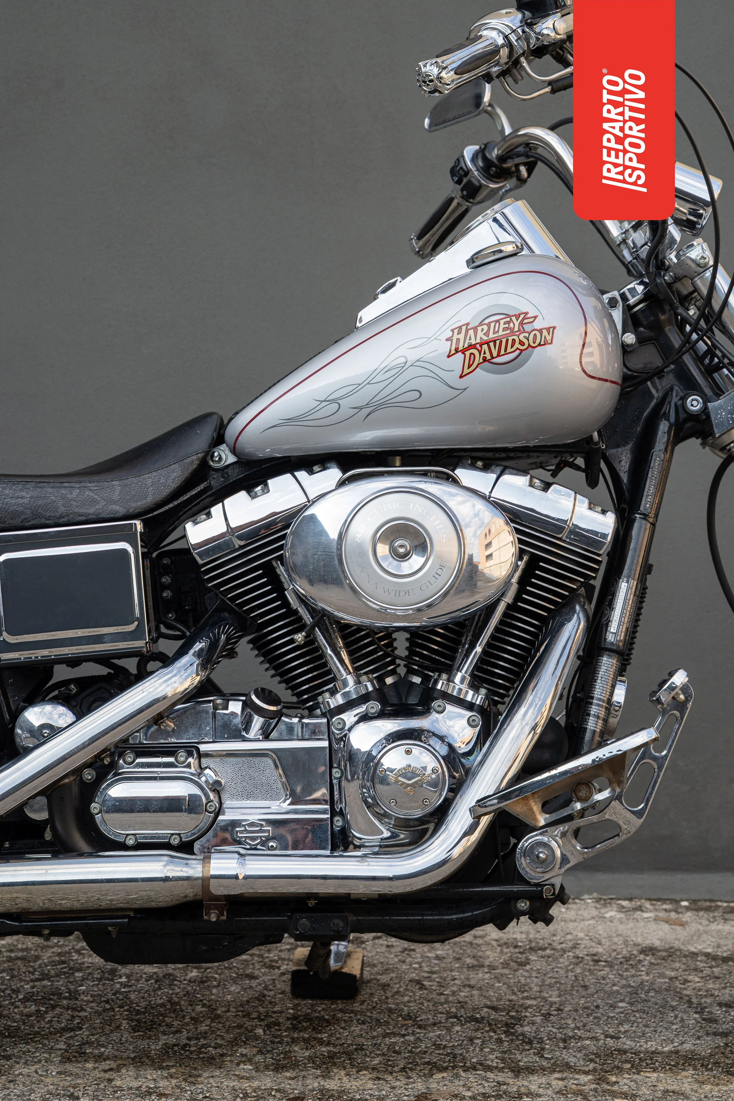 WIDE_GLIDE_ARGENTO_03.jpg