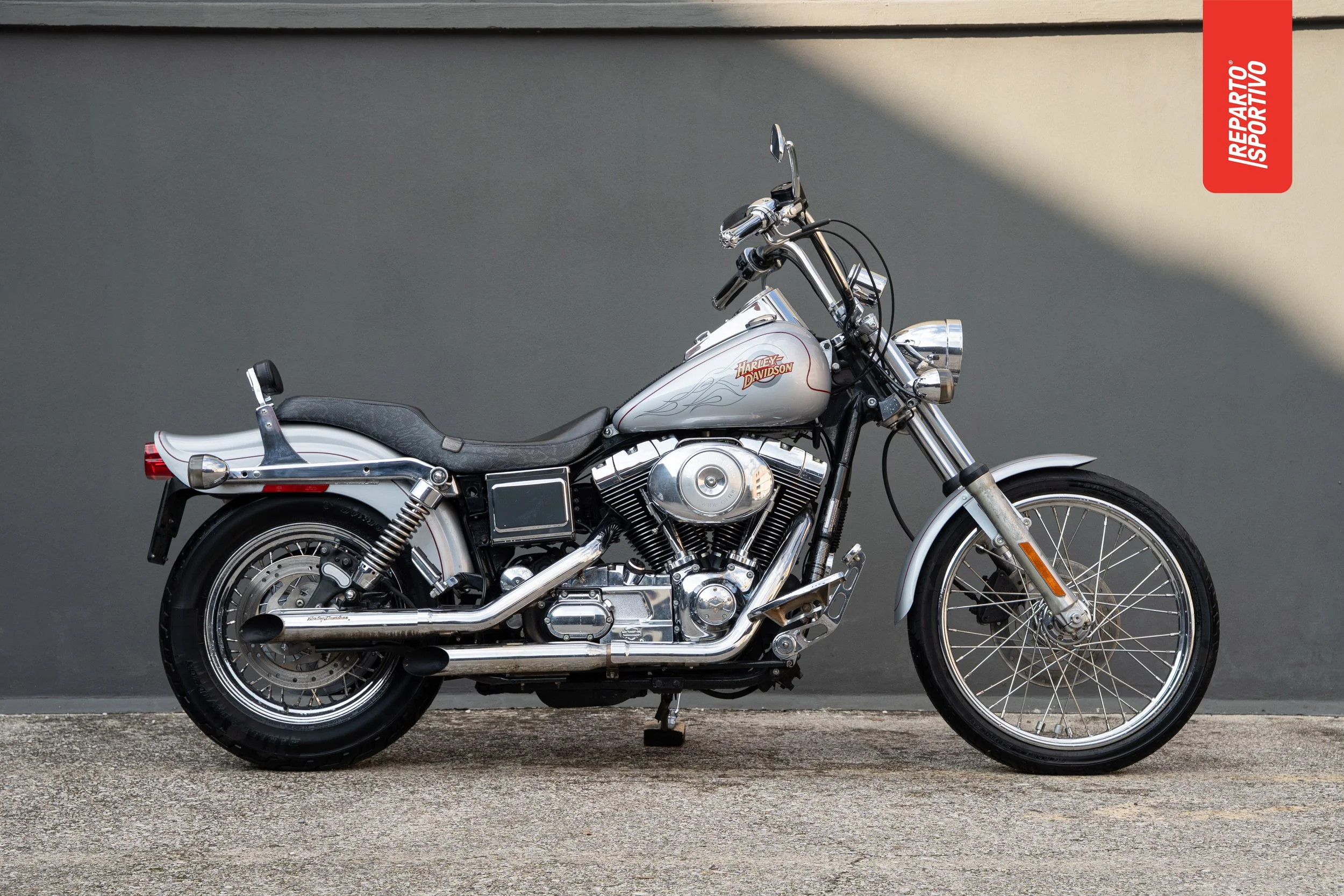 Harley-Davidson FXDWG Dyna Wide Glide - 2001 