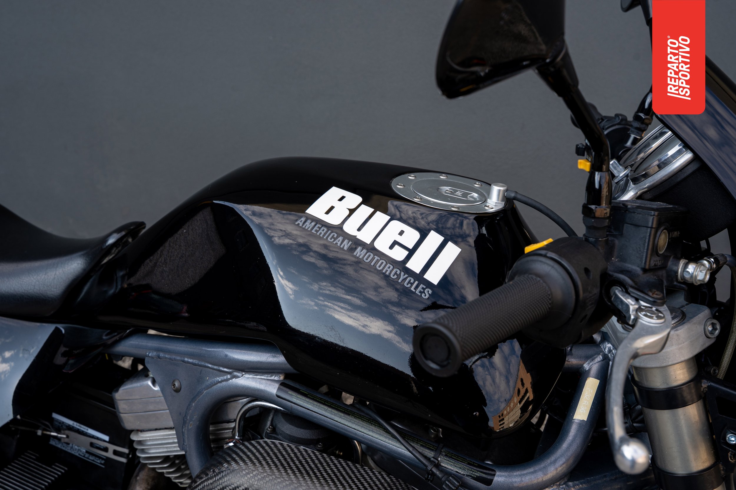 BUELL_06.jpg