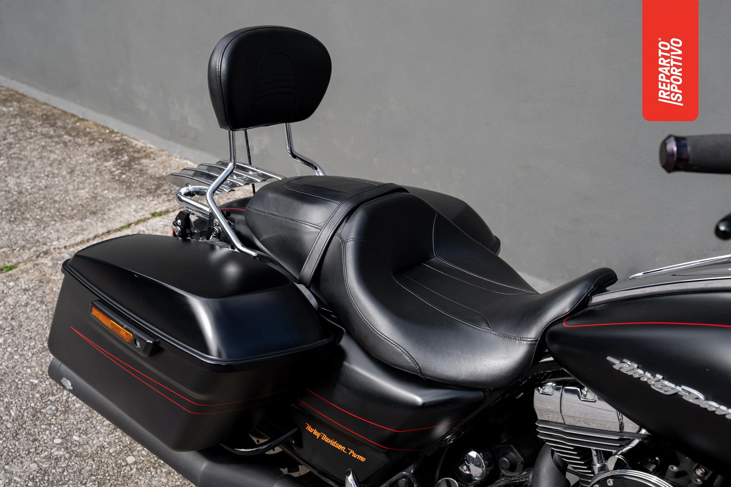 ROAD_GLIDE_08.jpg
