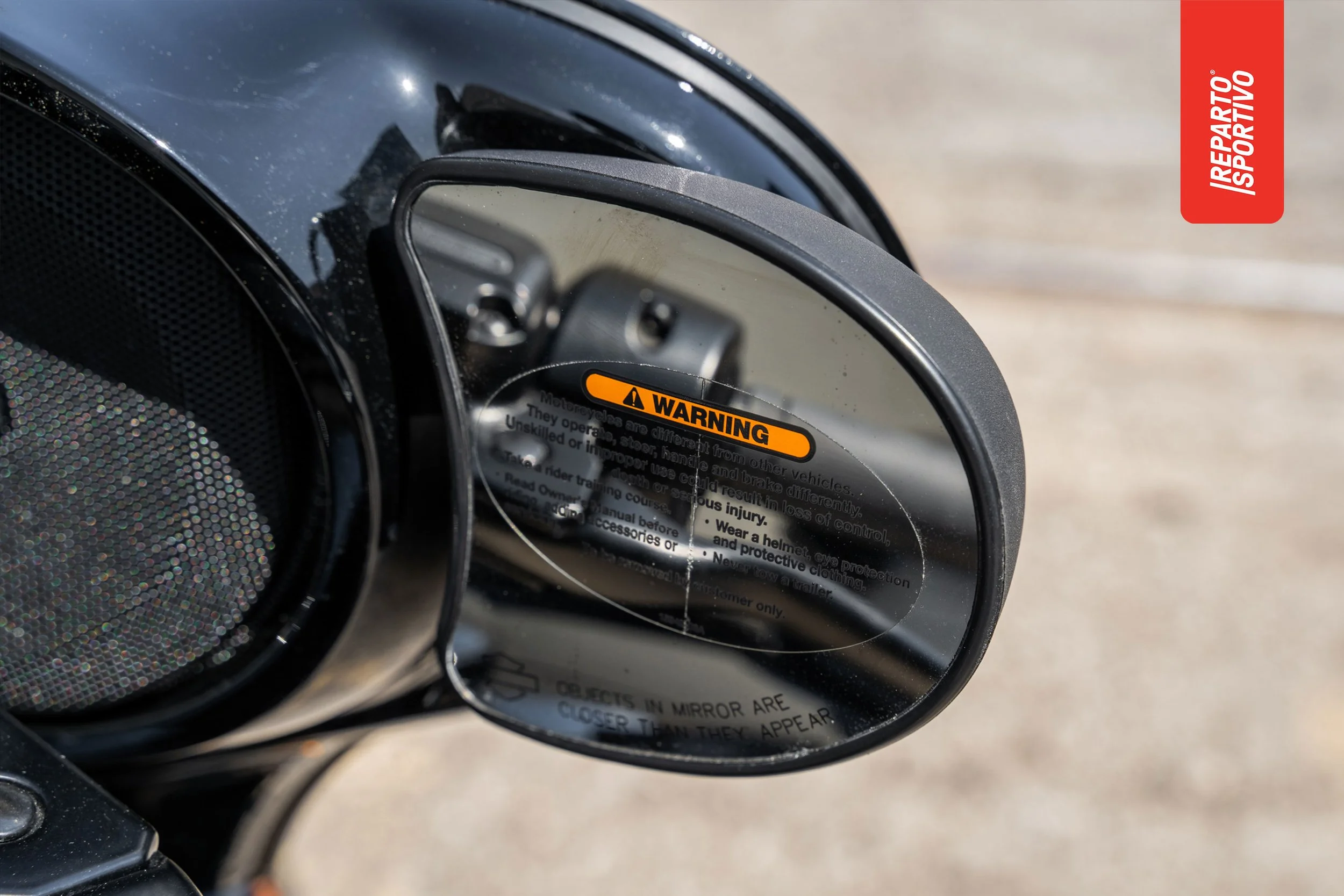 STREET_GLIDE_10.jpg