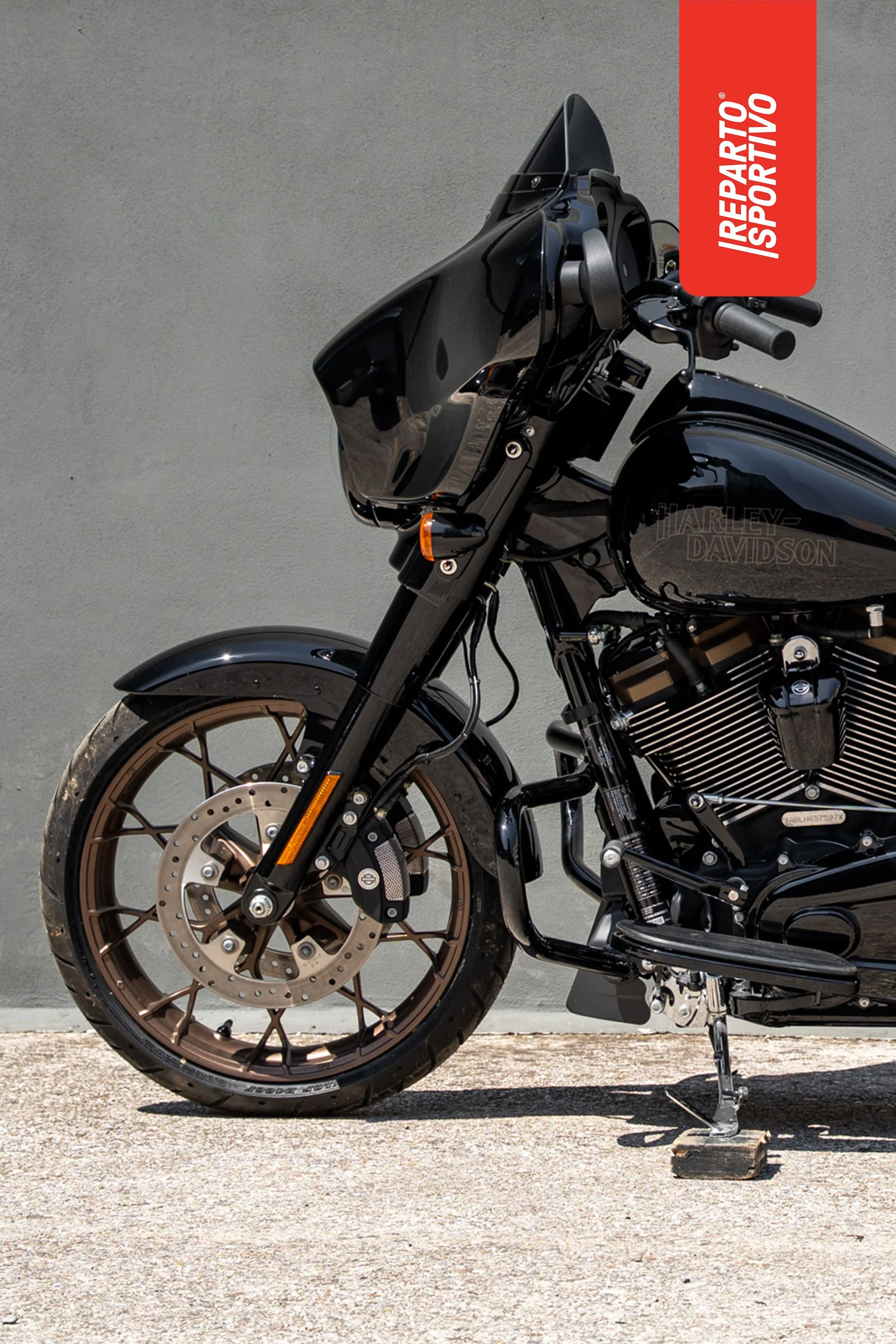 STREET_GLIDE_13.jpg