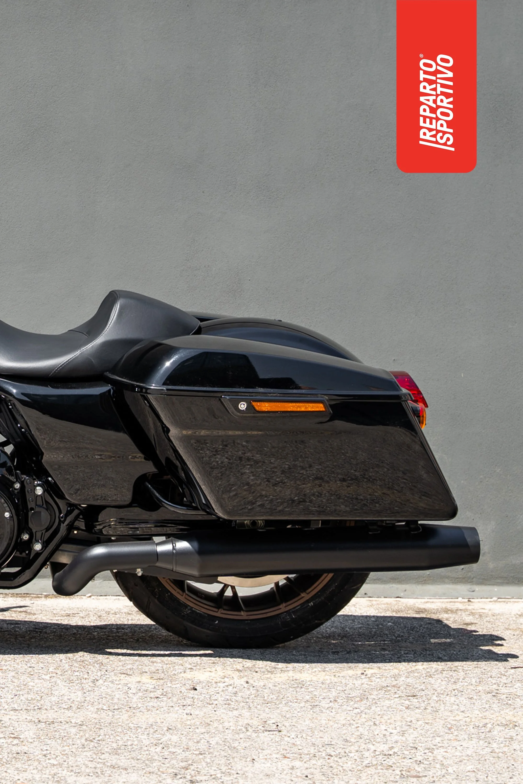 STREET_GLIDE_15.jpg