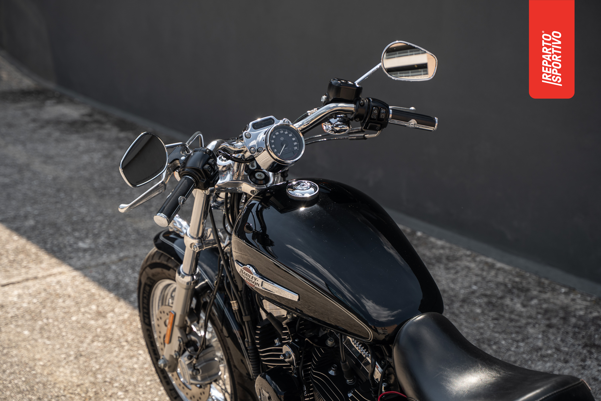 SPORTSTER_08.jpg.png