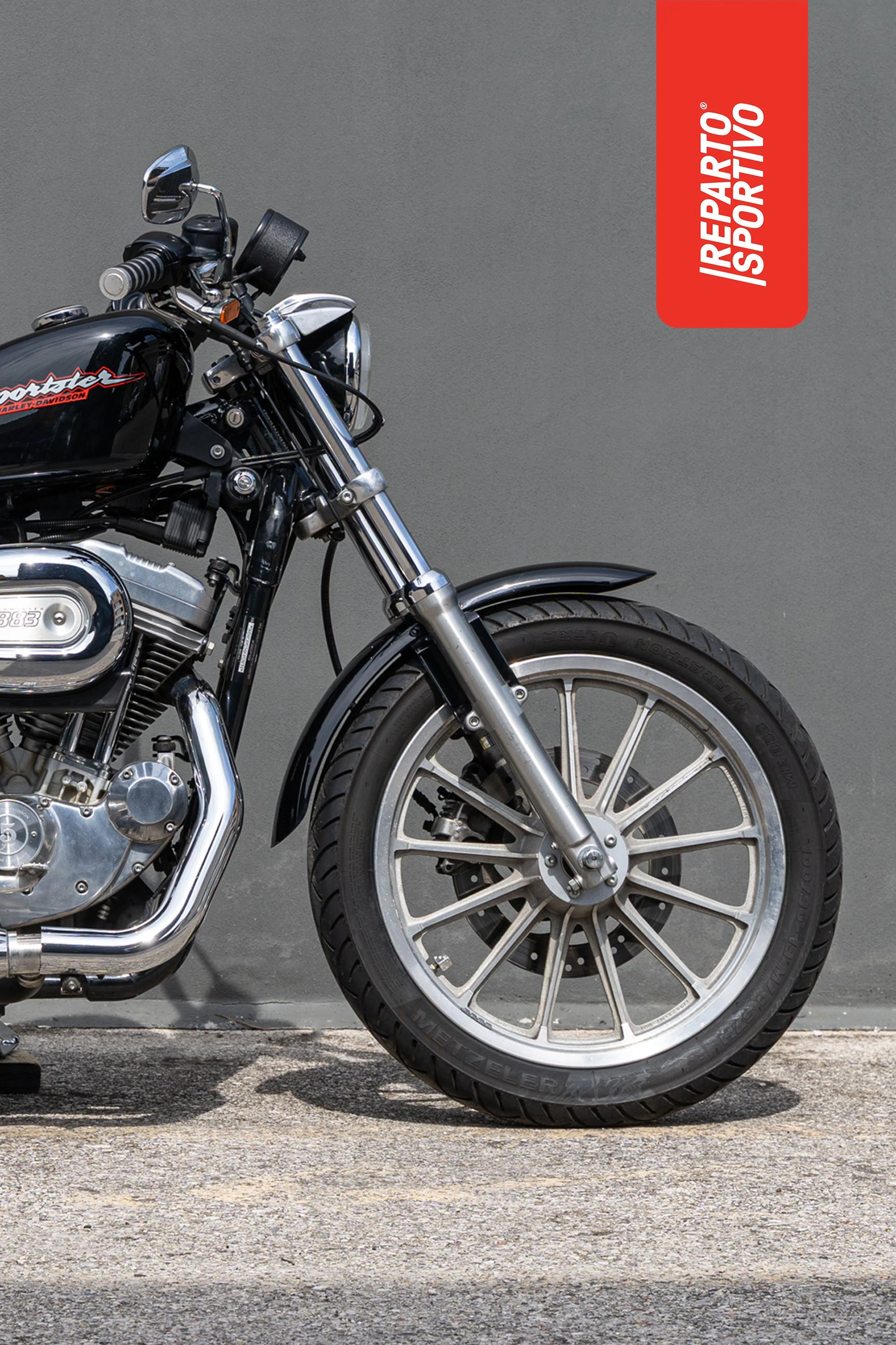SPORTSTER_04.jpg