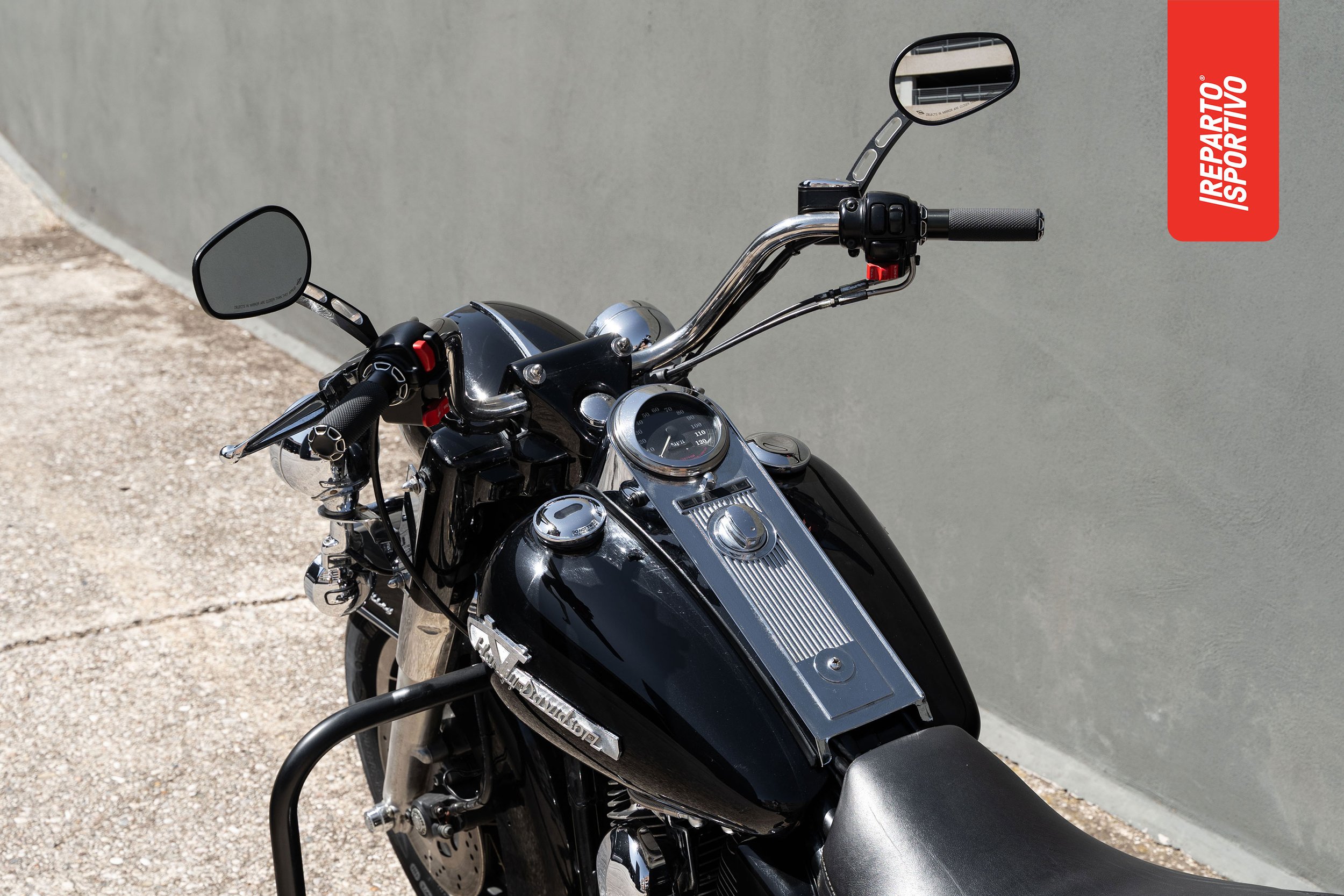 ROAD_KING_06.jpg