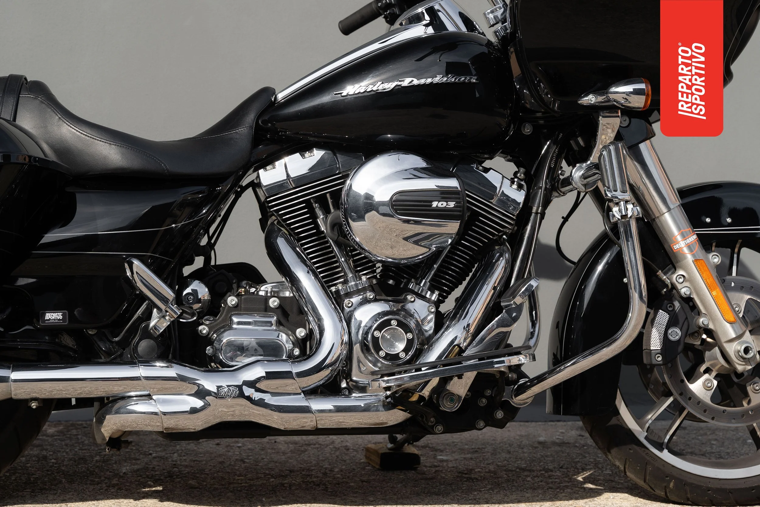 ROAD_GLIDE_10.jpg