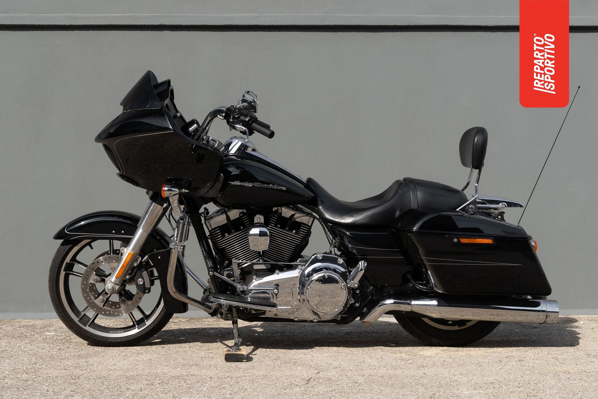 ROAD_GLIDE_13.jpg