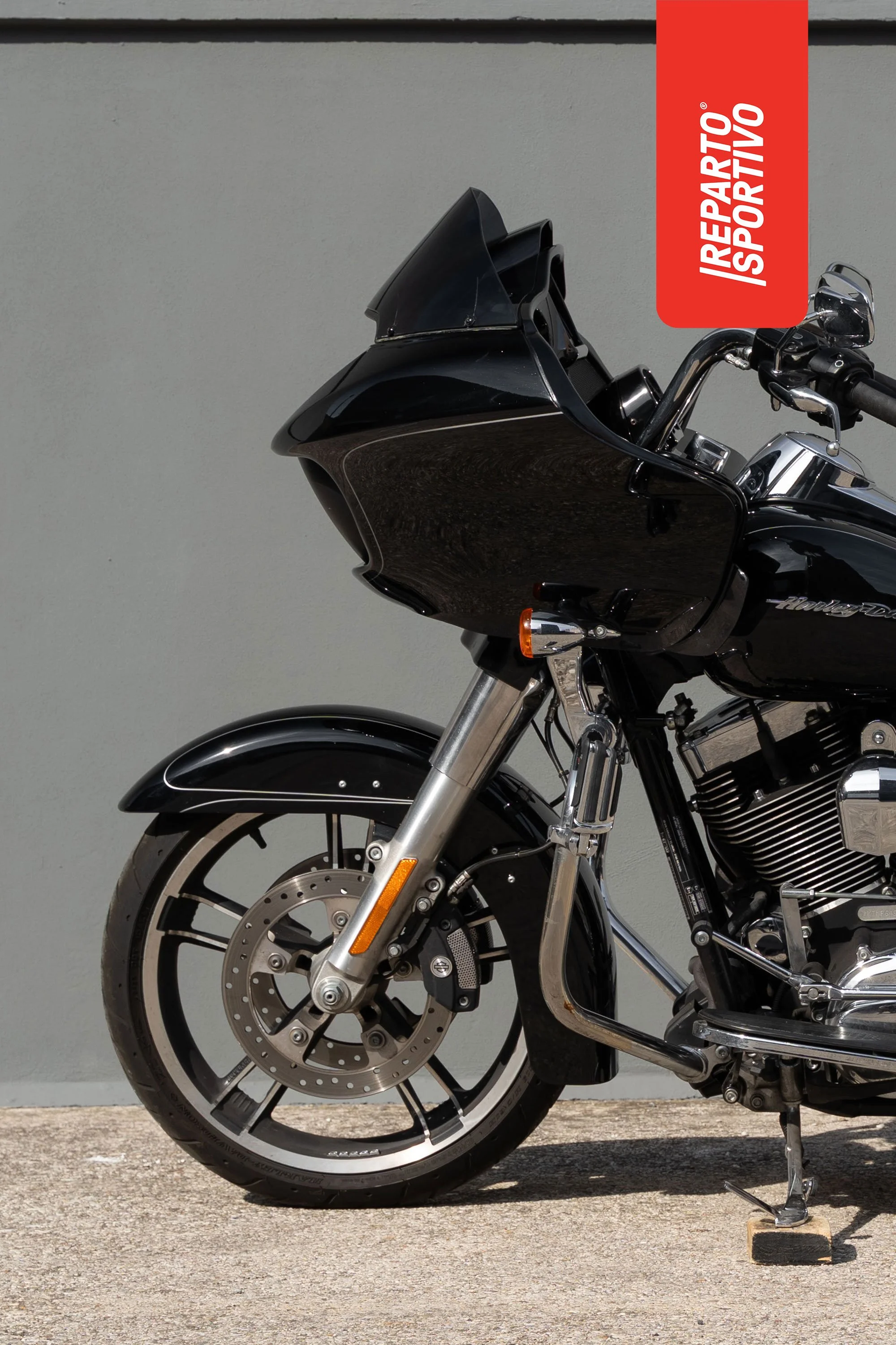 ROAD_GLIDE_14.jpg