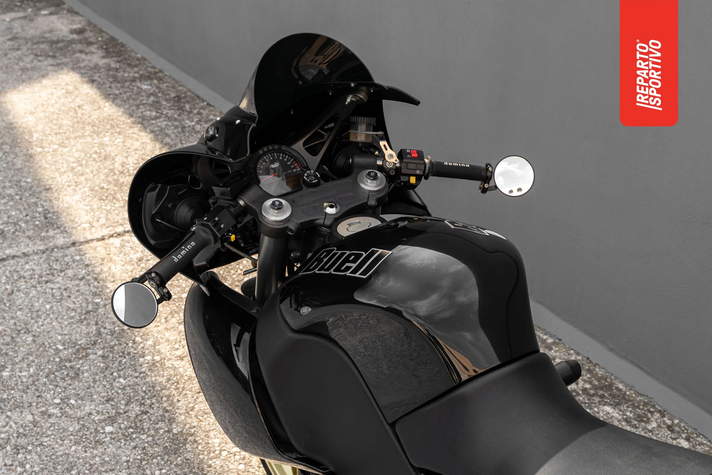 BUELL_06.jpg