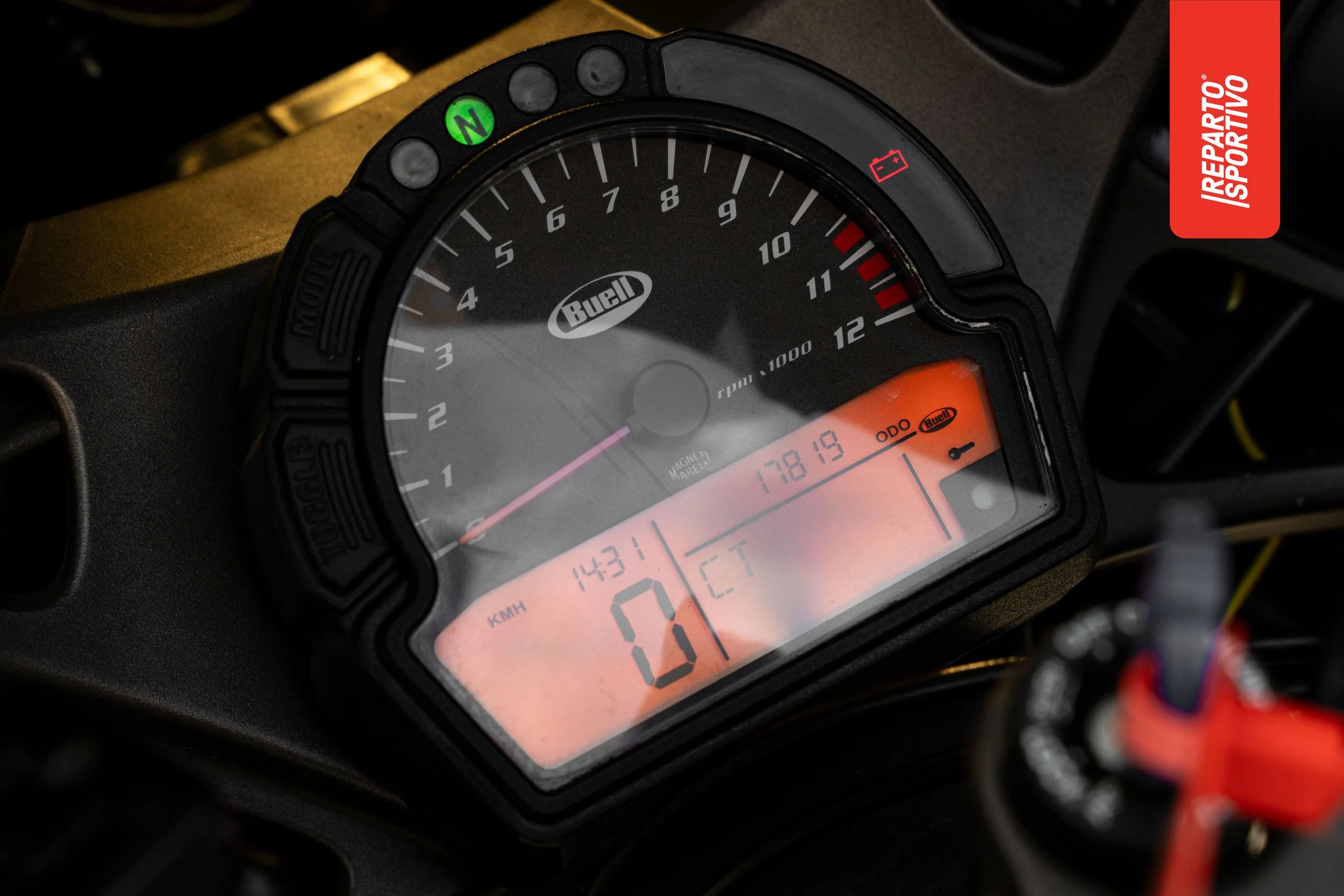 BUELL_07.jpg