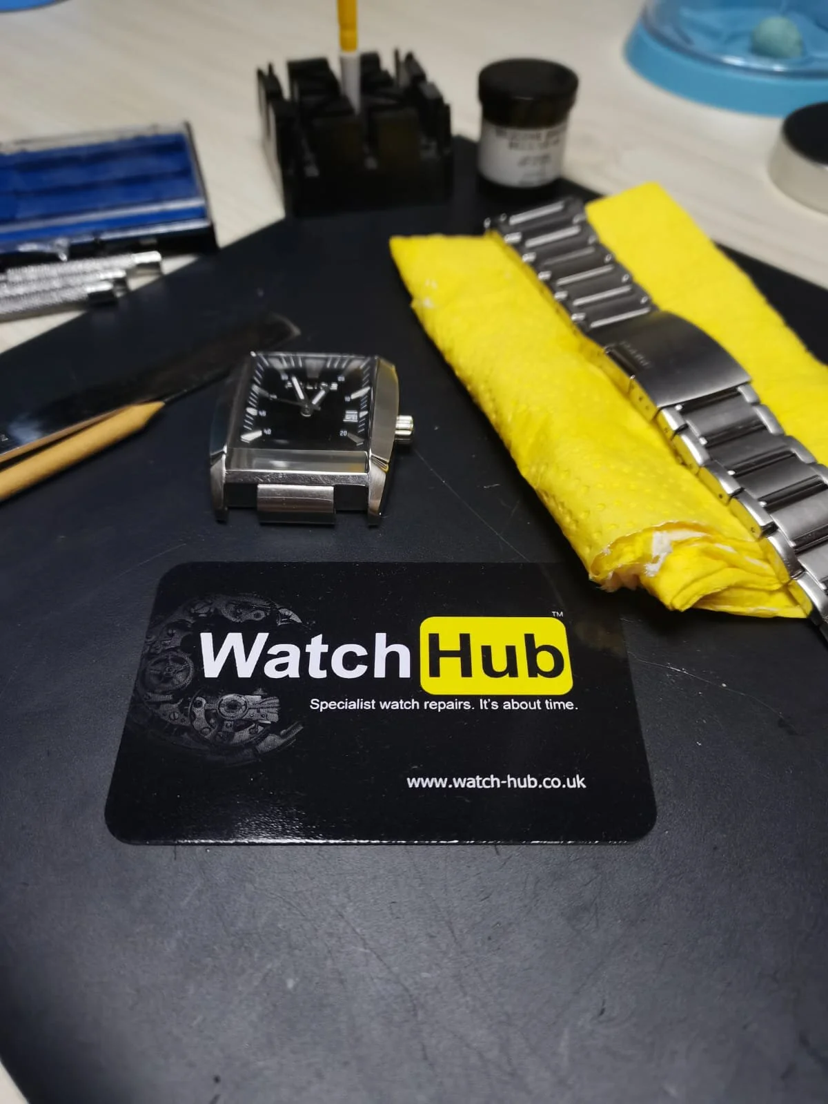 Police watch 13887M in for a bracelet repair, battery and a clean from Burntisland, Fife 