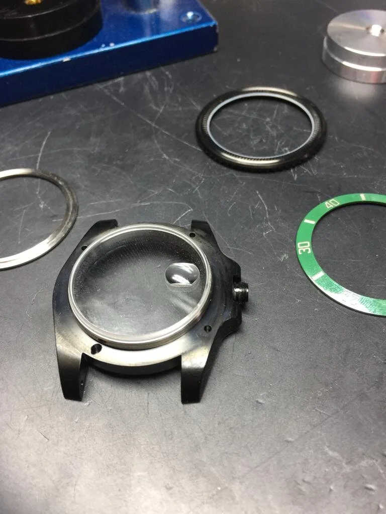 Rolex Submariner casing repair bezel repair bezel insert.jpeg
