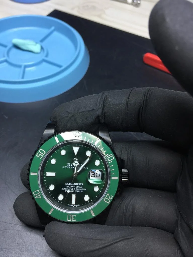 Rolex submariner in Green hulk.jpeg