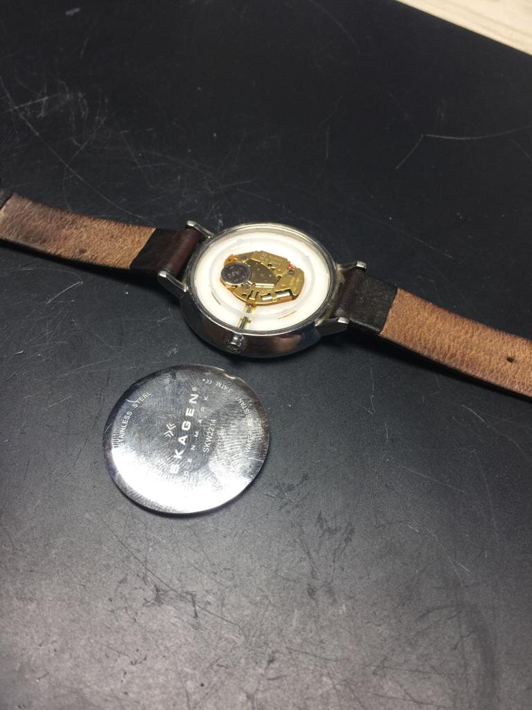 Skagen watch battery fitting resealing and repair.jpeg