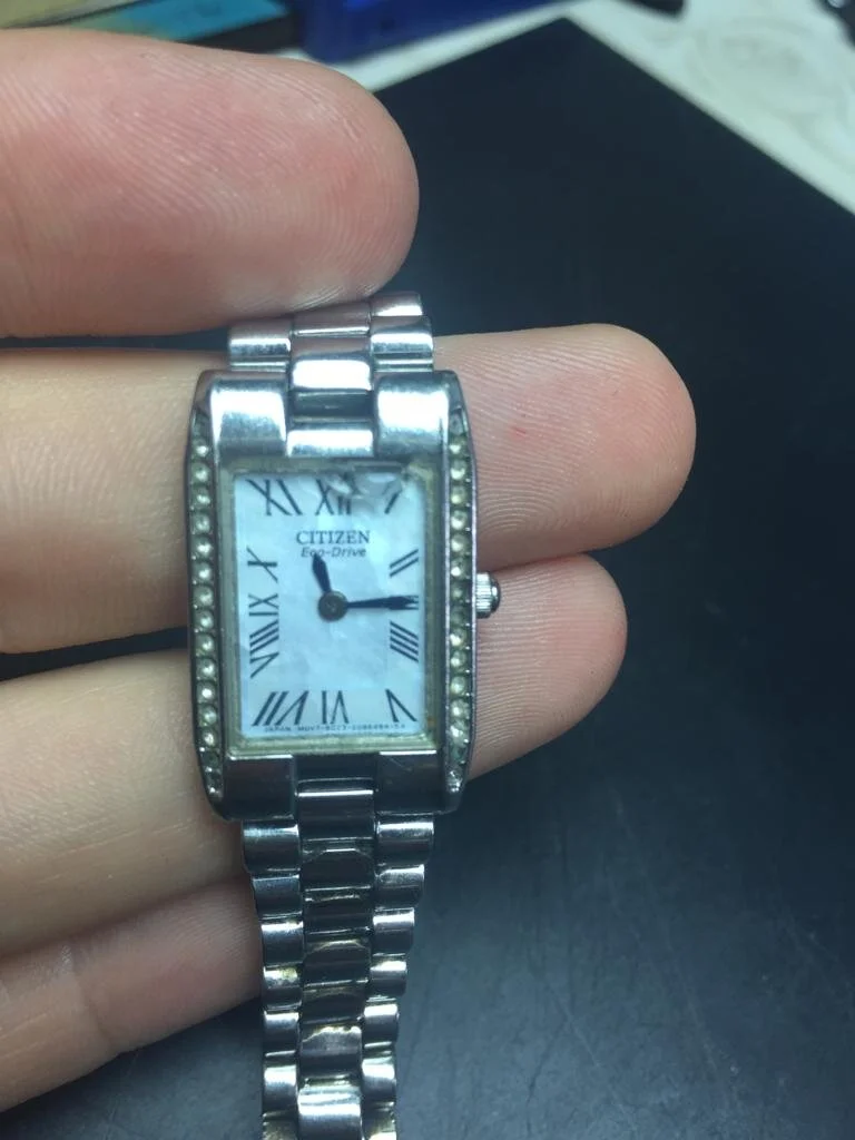 Citizen cracked glass chips smashed scratched damaged.jpeg