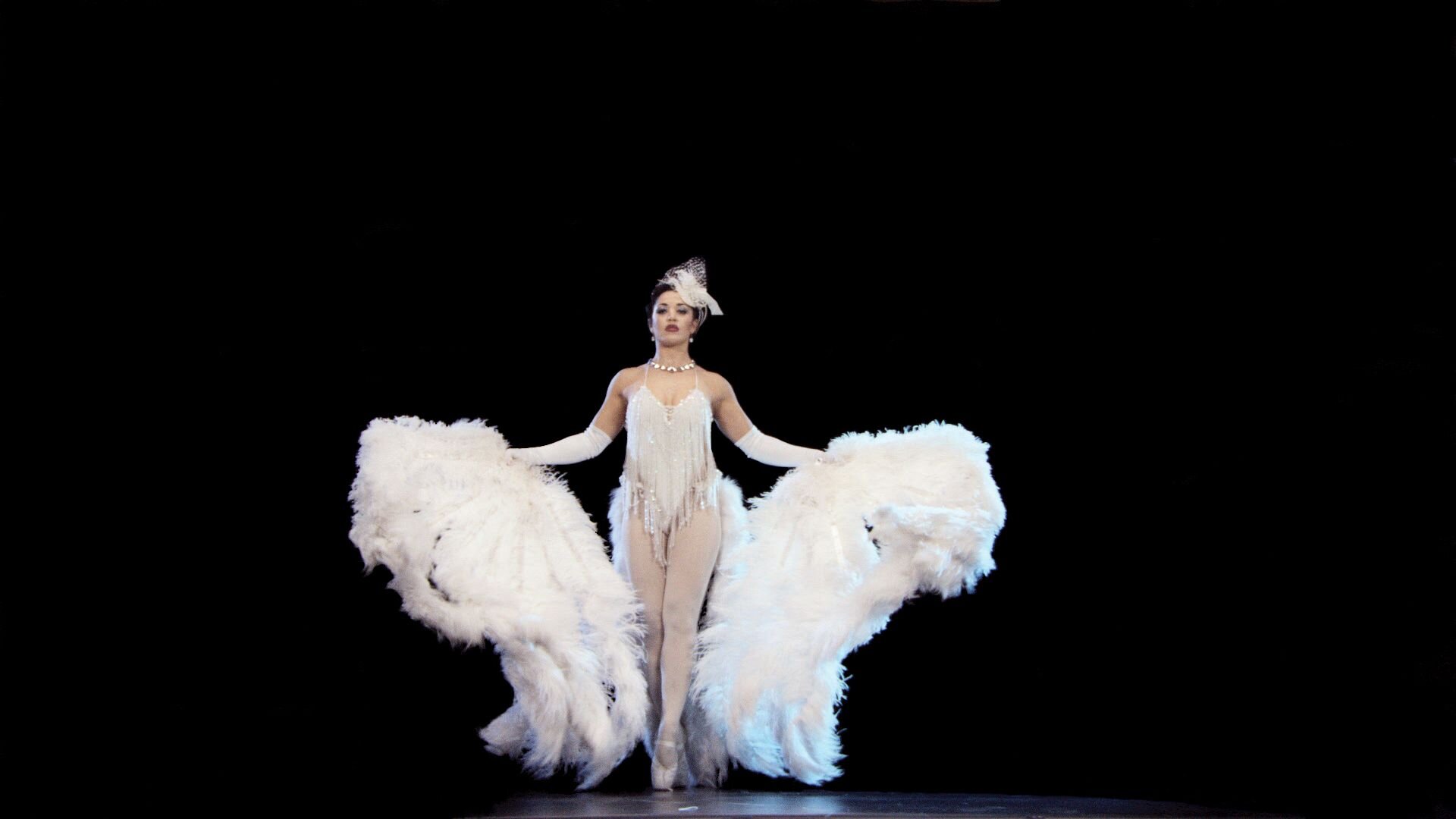 Smoke_&_Mirrors_Act_II_The Swan_015.jpg