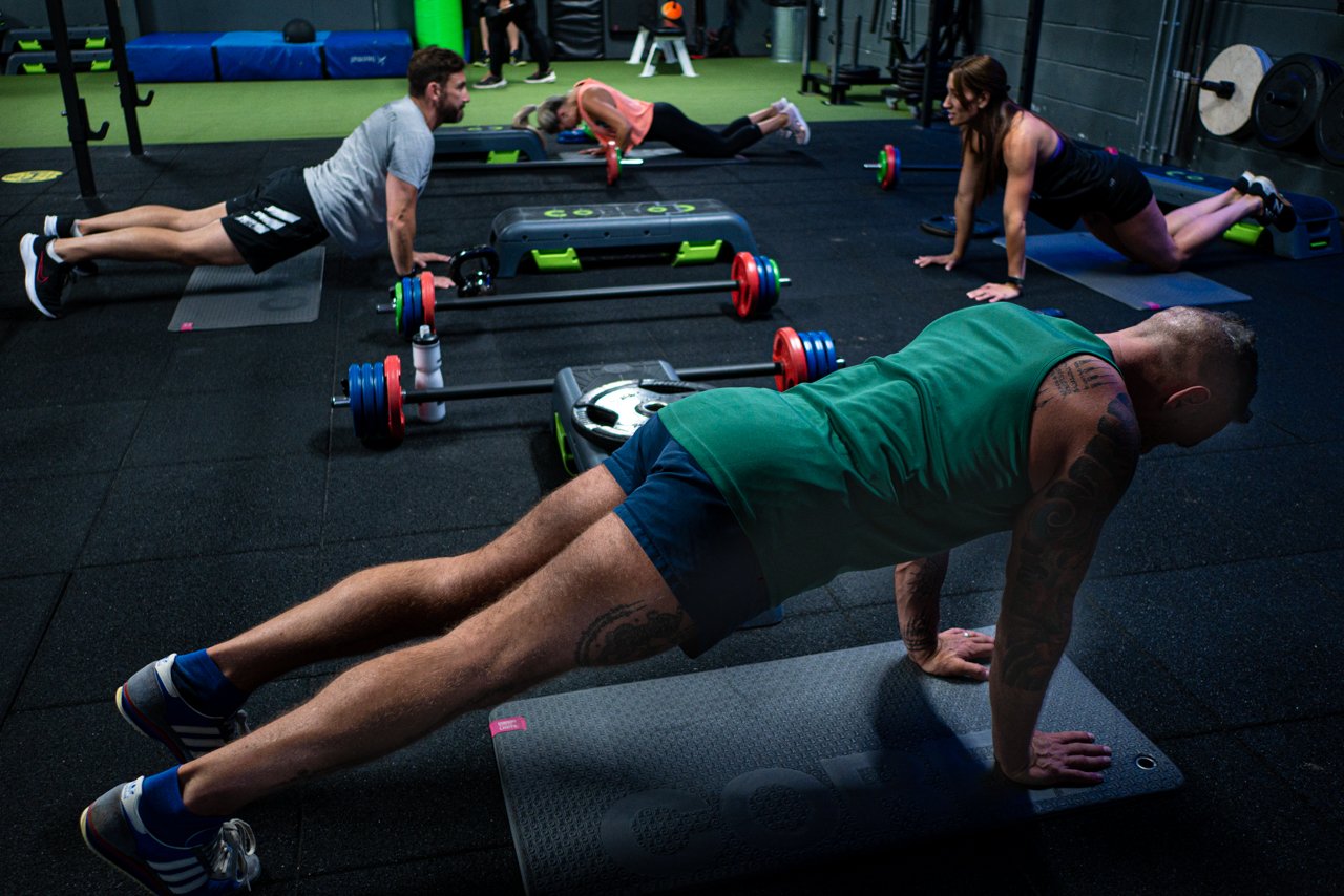 Wanting to Lose Weight? Here’s 5 Reasons to Try Group Exercise.