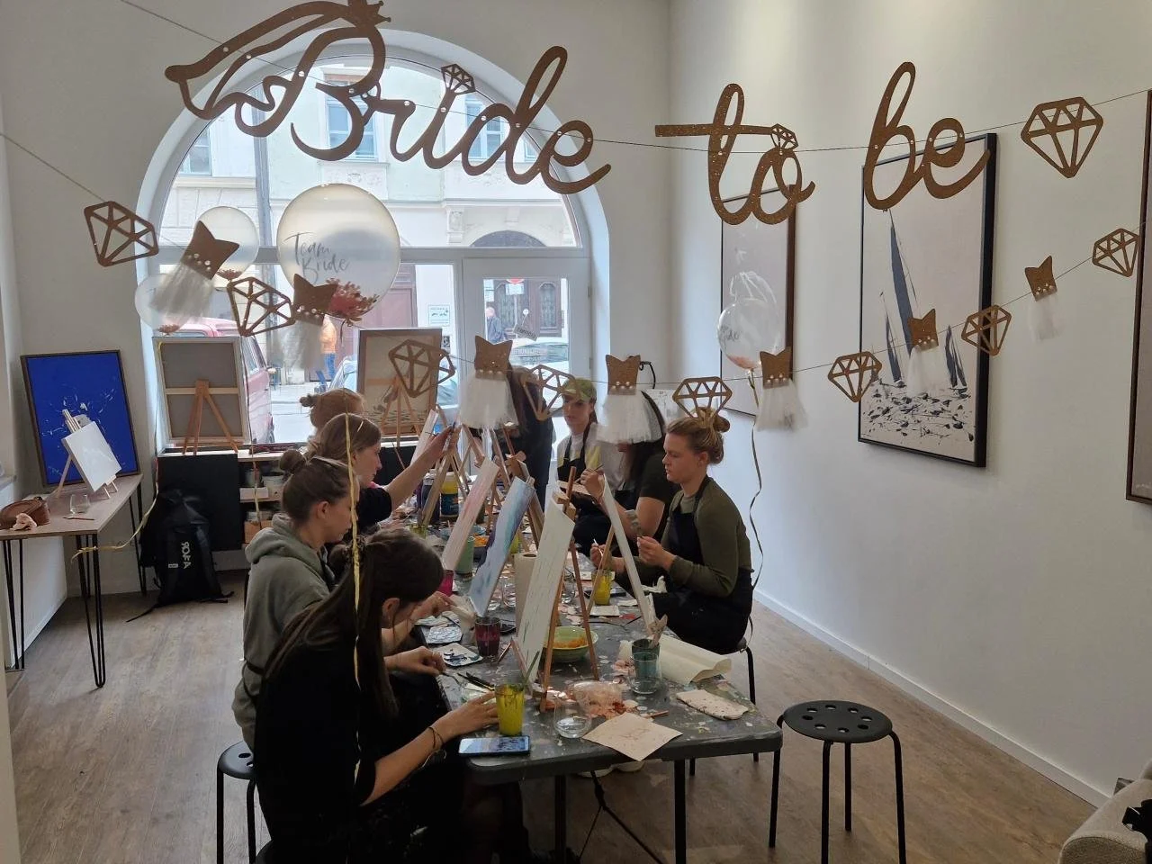 So könnt ihr euren JGA München kreativ feiern: Warum ein Mal-Event in München perfekt ist