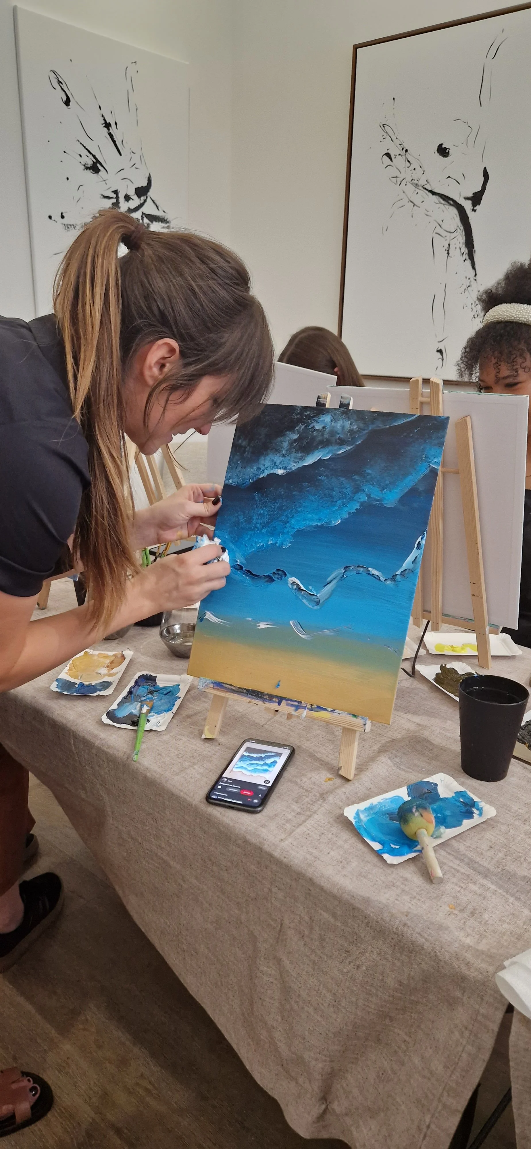 Sip und Paint Anfänger in München: Warum es bei ART-LI für jeden funktioniert