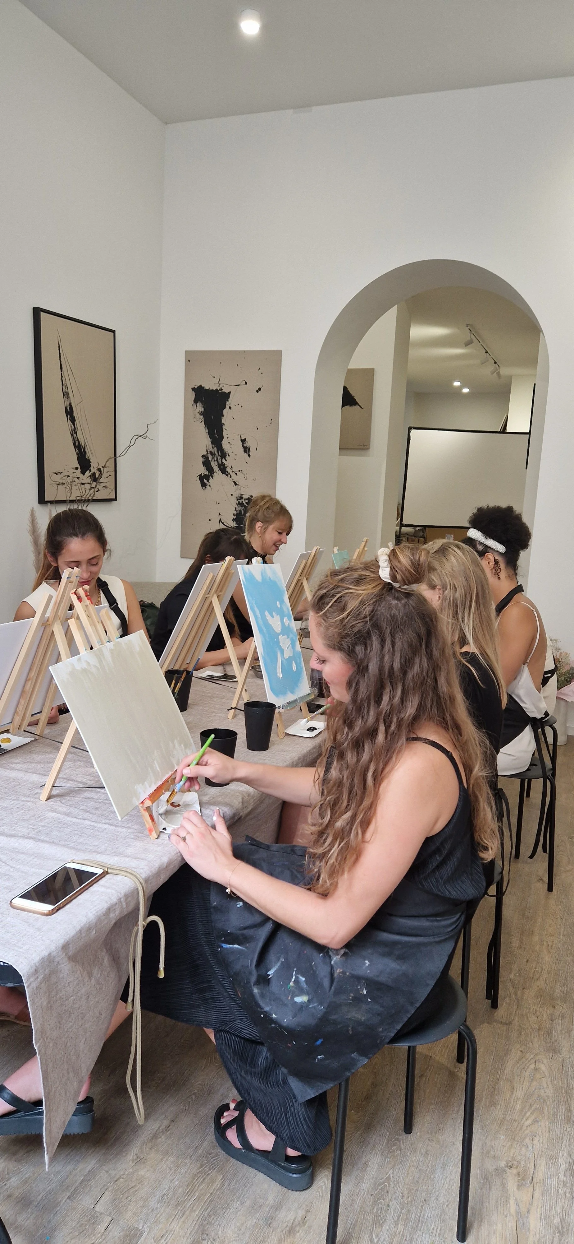 Sip and Paint Geschenkidee München: Wann Sip &amp; Paint als Geschenk wirklich passt