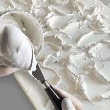 Textur in der Acrylmalerei – warum weniger Material oft mehr Wirkung erzeugt