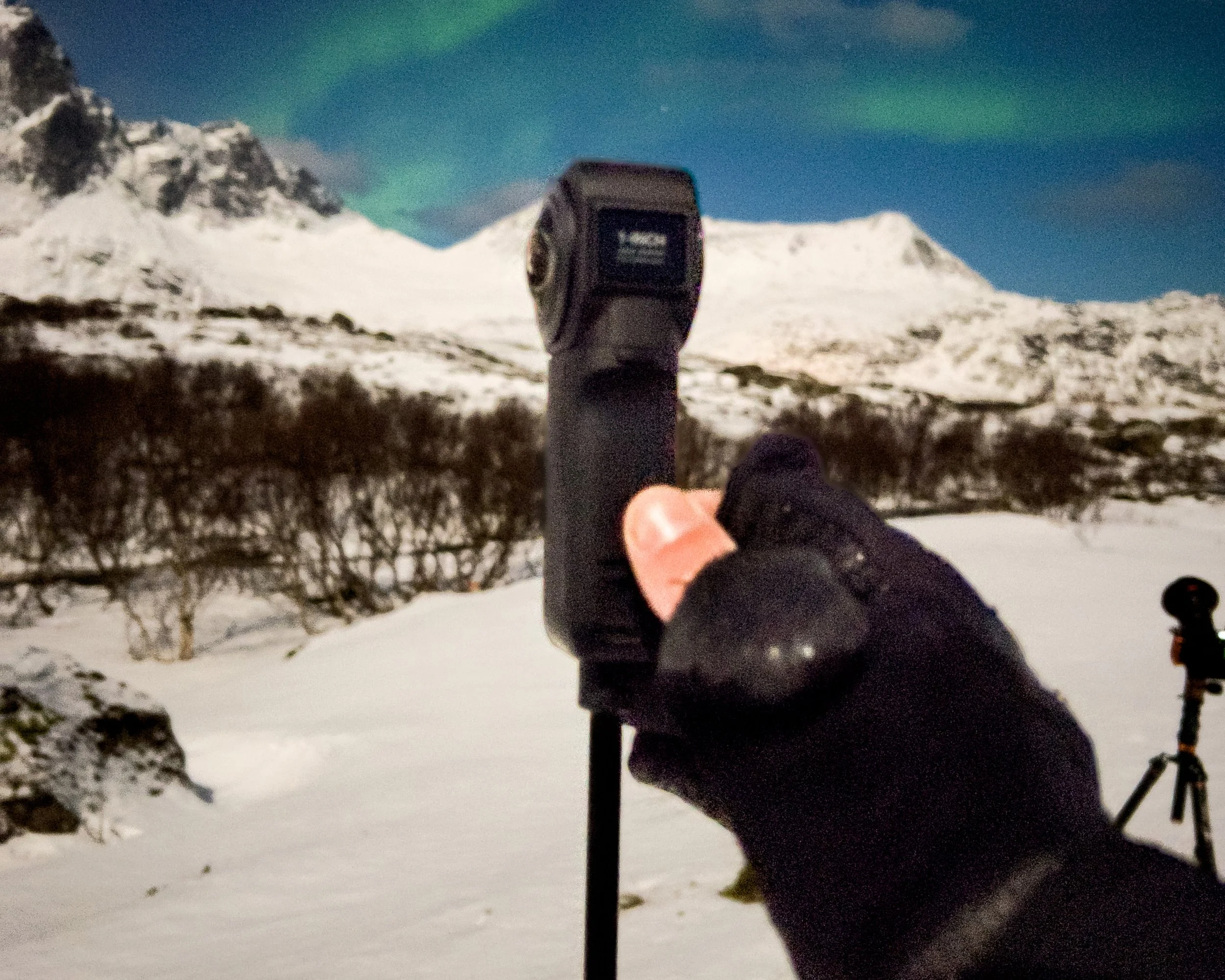 Capturing the Northern Lights in 360˚: A Low-Light Photography ...