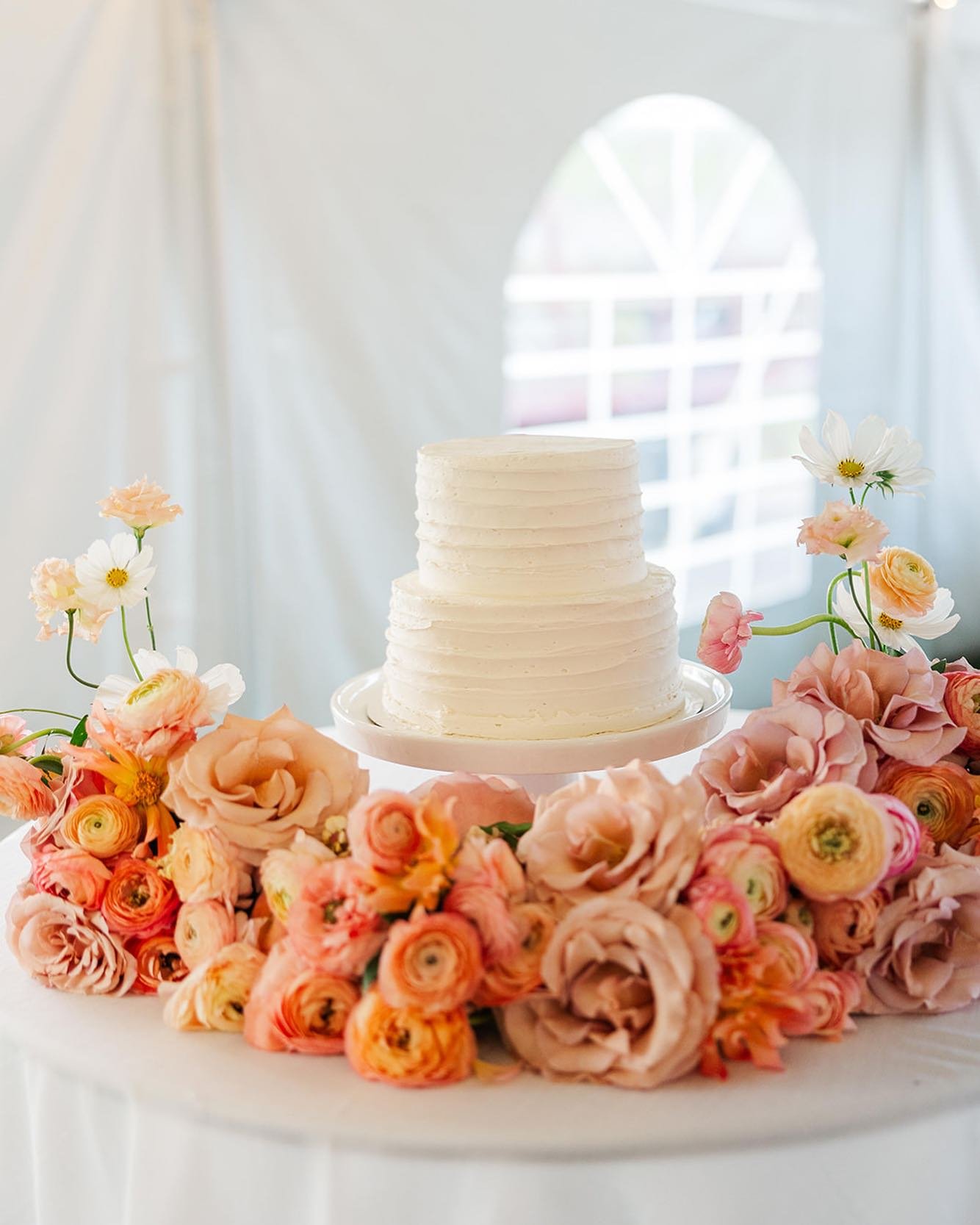 To all my autumn brides from the 2024 fall season: Thank you.

It&rsquo;s an absolute honor to be a part of one of the biggest days of your life. Creating your definition of the most dreamy, perfect atmosphere through floral design brings me so much 