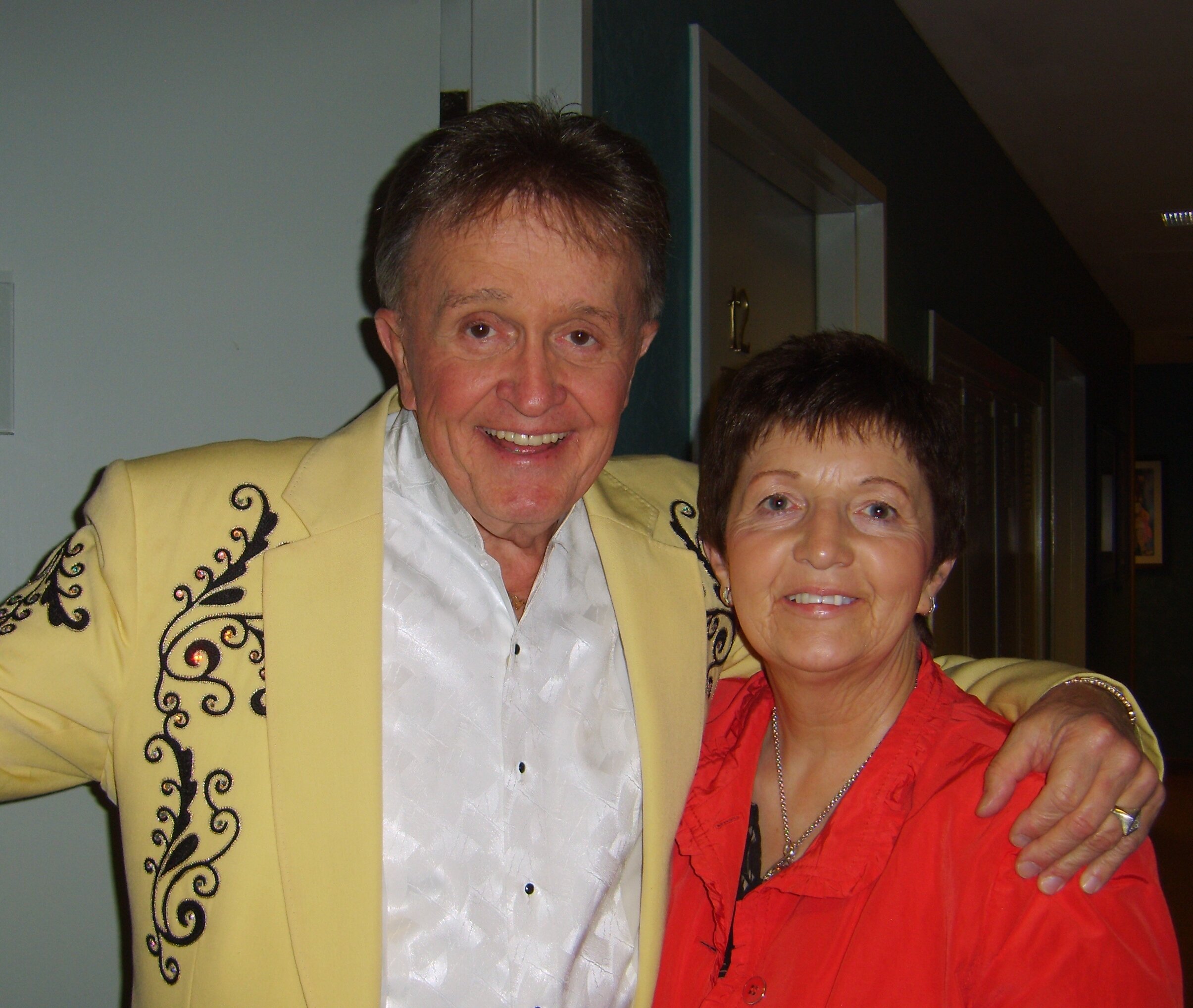   Bill Anderson backstage at the Gand Ole Opry, Nashville. Fabulous times. 