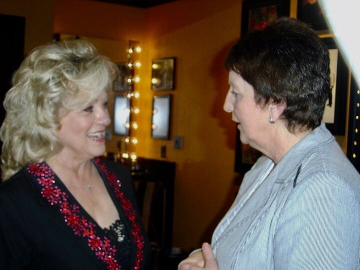  Enjoying a chat about Country Music with Connie Smith at the Grand Ole Opry 