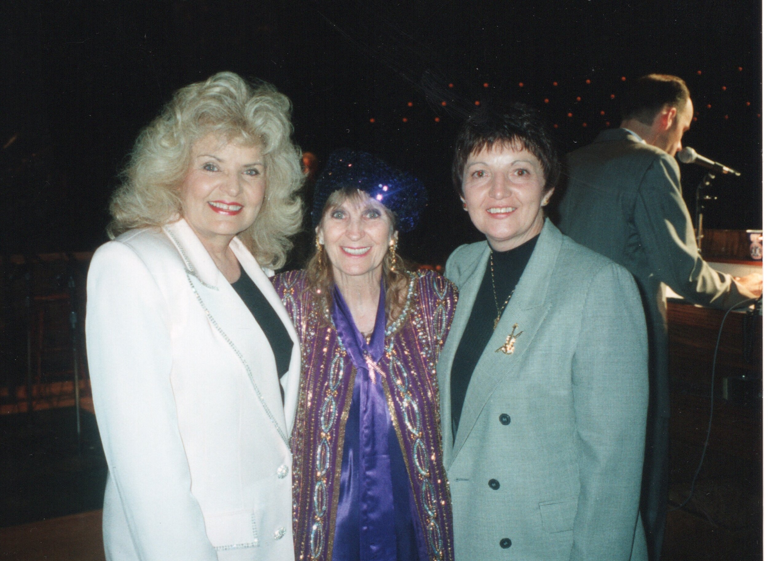  Jeanne Pruett and Skeeter Davis at the Grand Ole Opry 