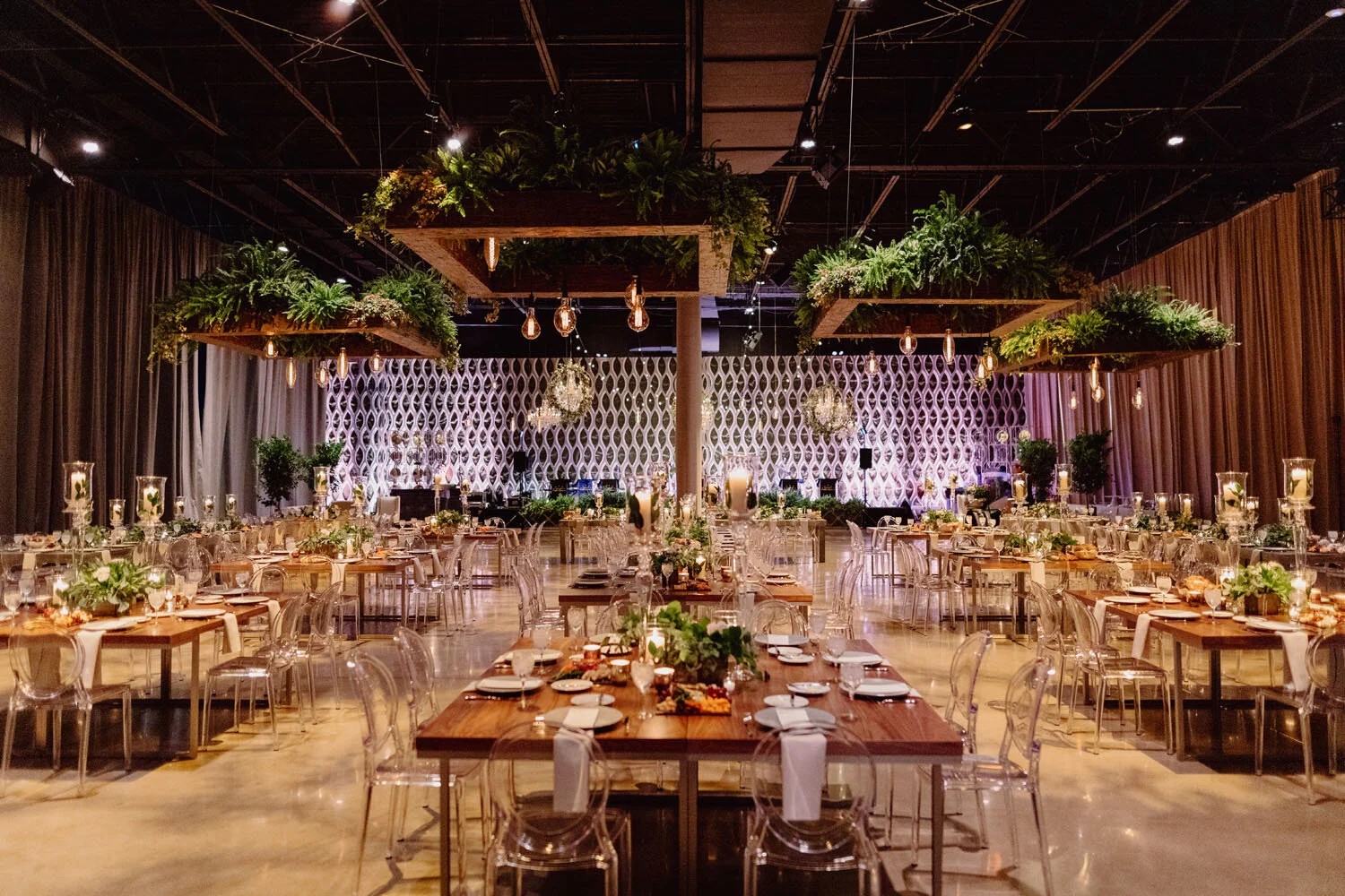 Storybook Weddings and Events is one of Chicago's Leading Wedding Planning Companies creating one of a kind experiences in Chicago and Worldwide. 