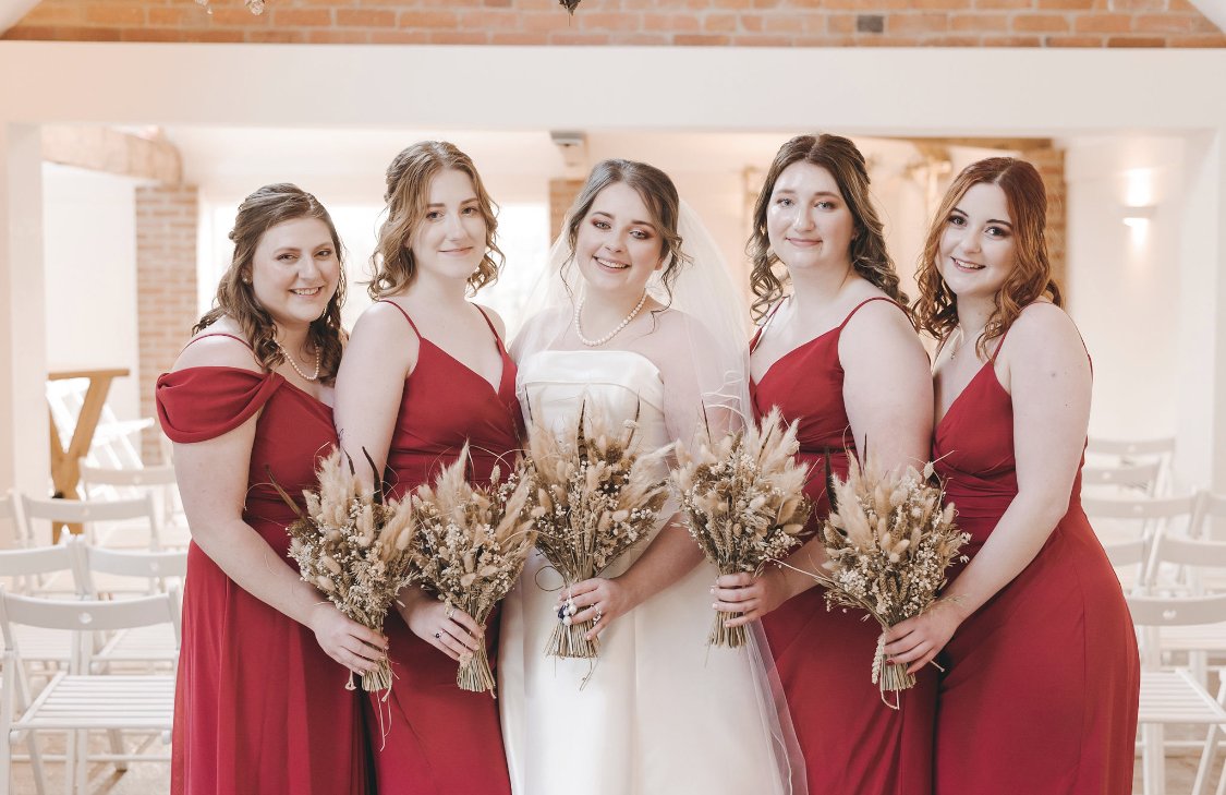 Bridal party. Glowing makeup. Northwest makeup artist