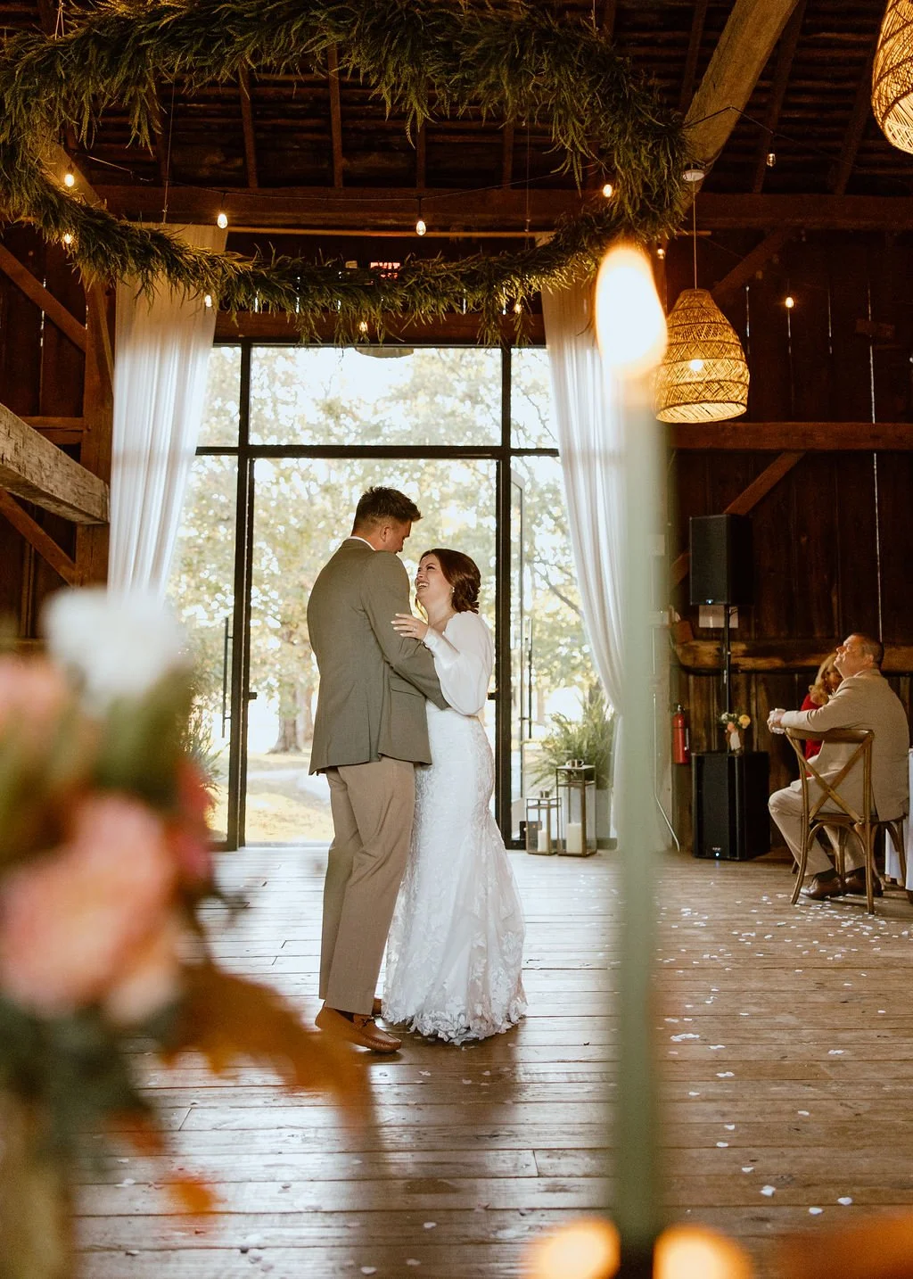2026 Guide to Micro Wedding Costs &amp; Packages in Ohio