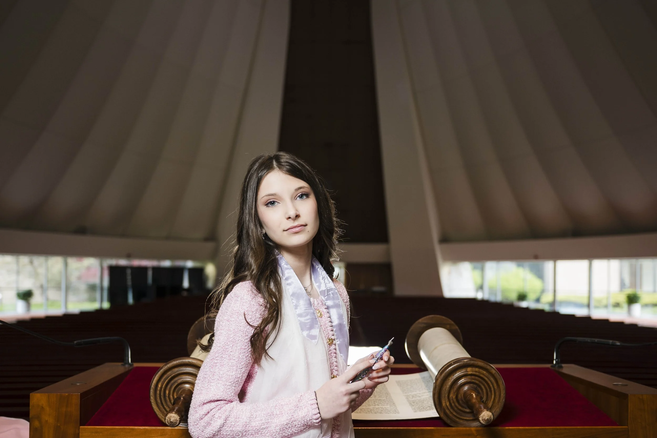 Makenzie.Torah_43x.jpg