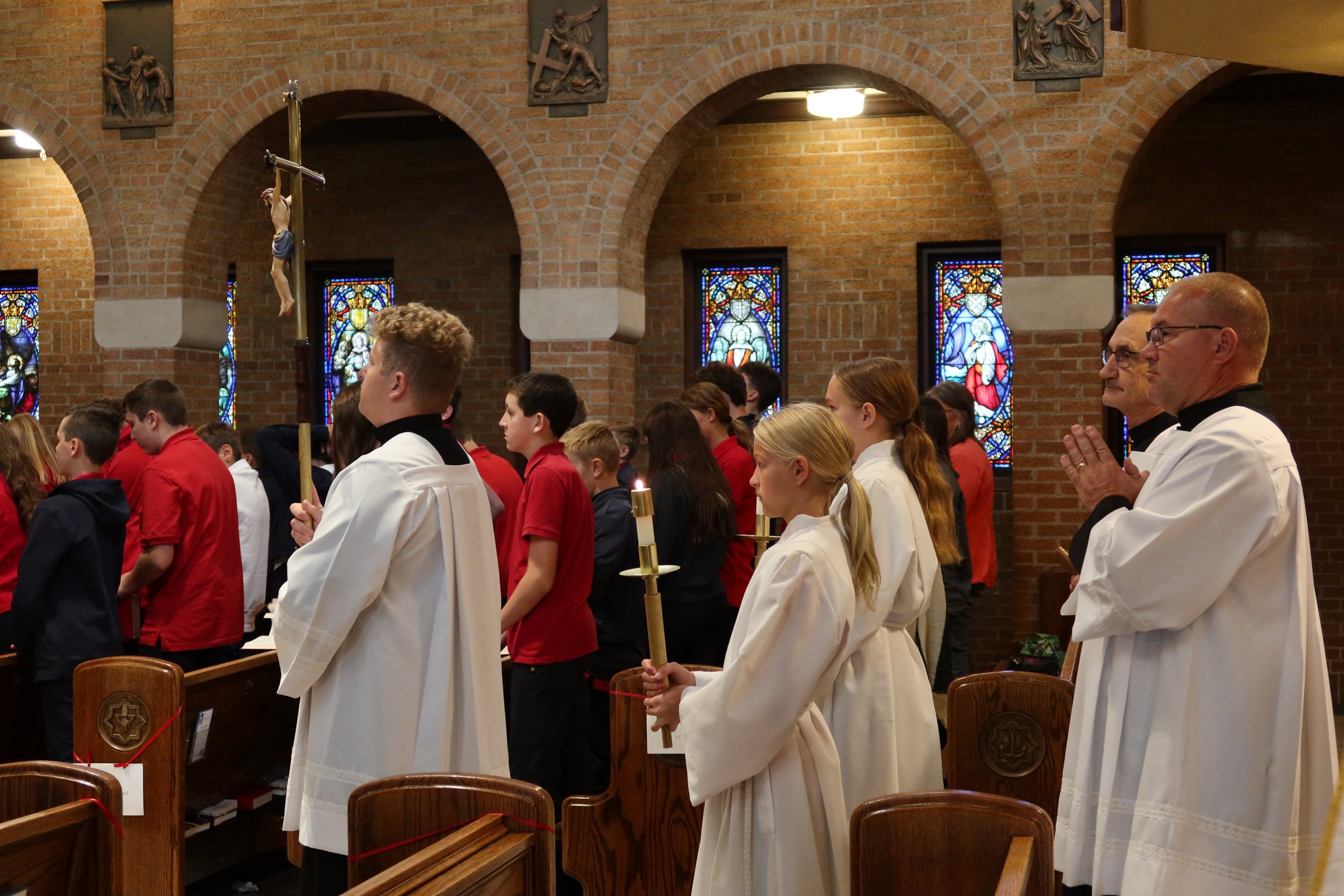 Now Hiring: Faith Formation Coordinator / Middle School Religion Teacher