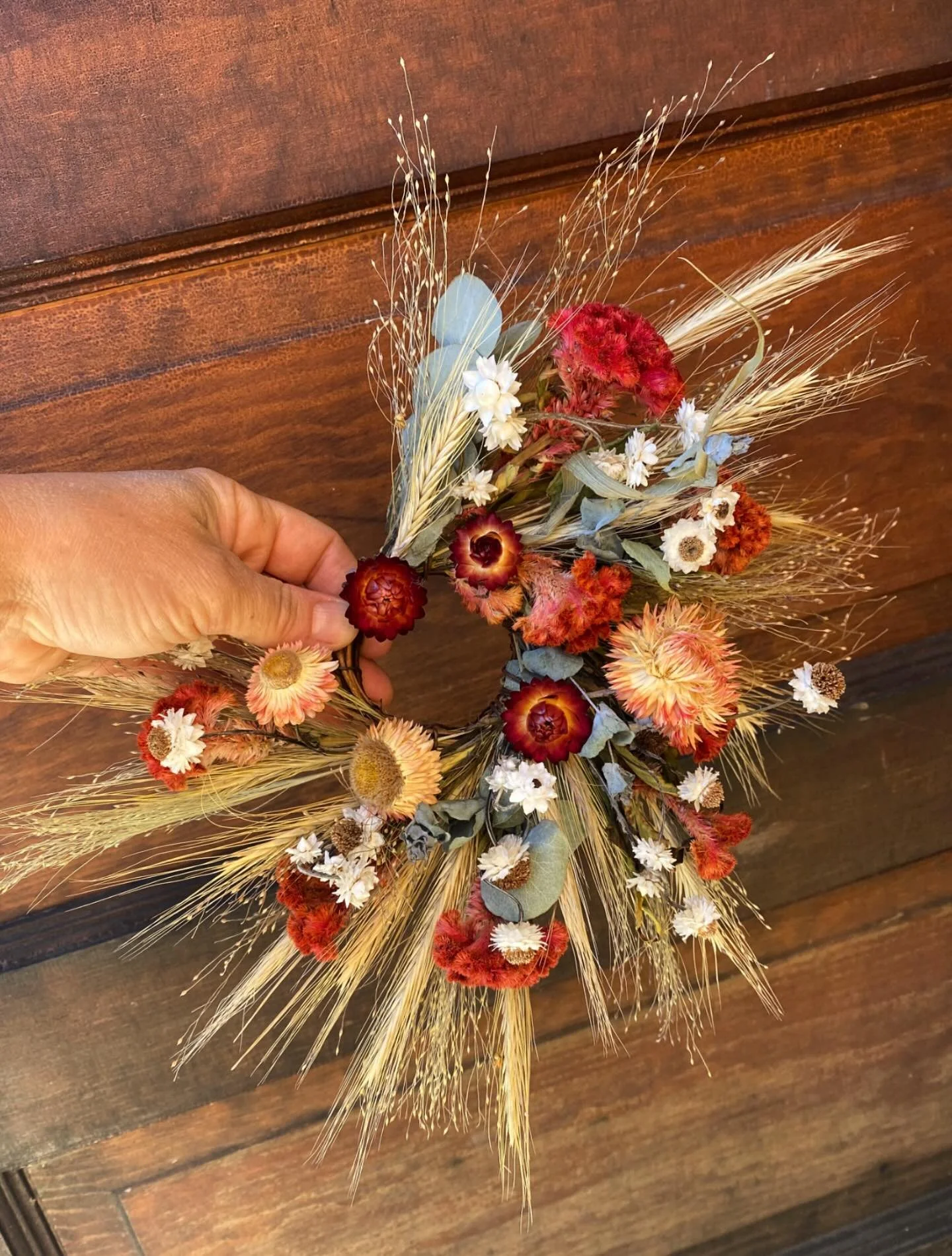 We are still putting together the magic for y&rsquo;all.  Find it Saturday at the @floydfarmersmarket ! 🍁🌿✨ #floydva #driedflowers #wreaths #buylocal #swva #flowerfarming