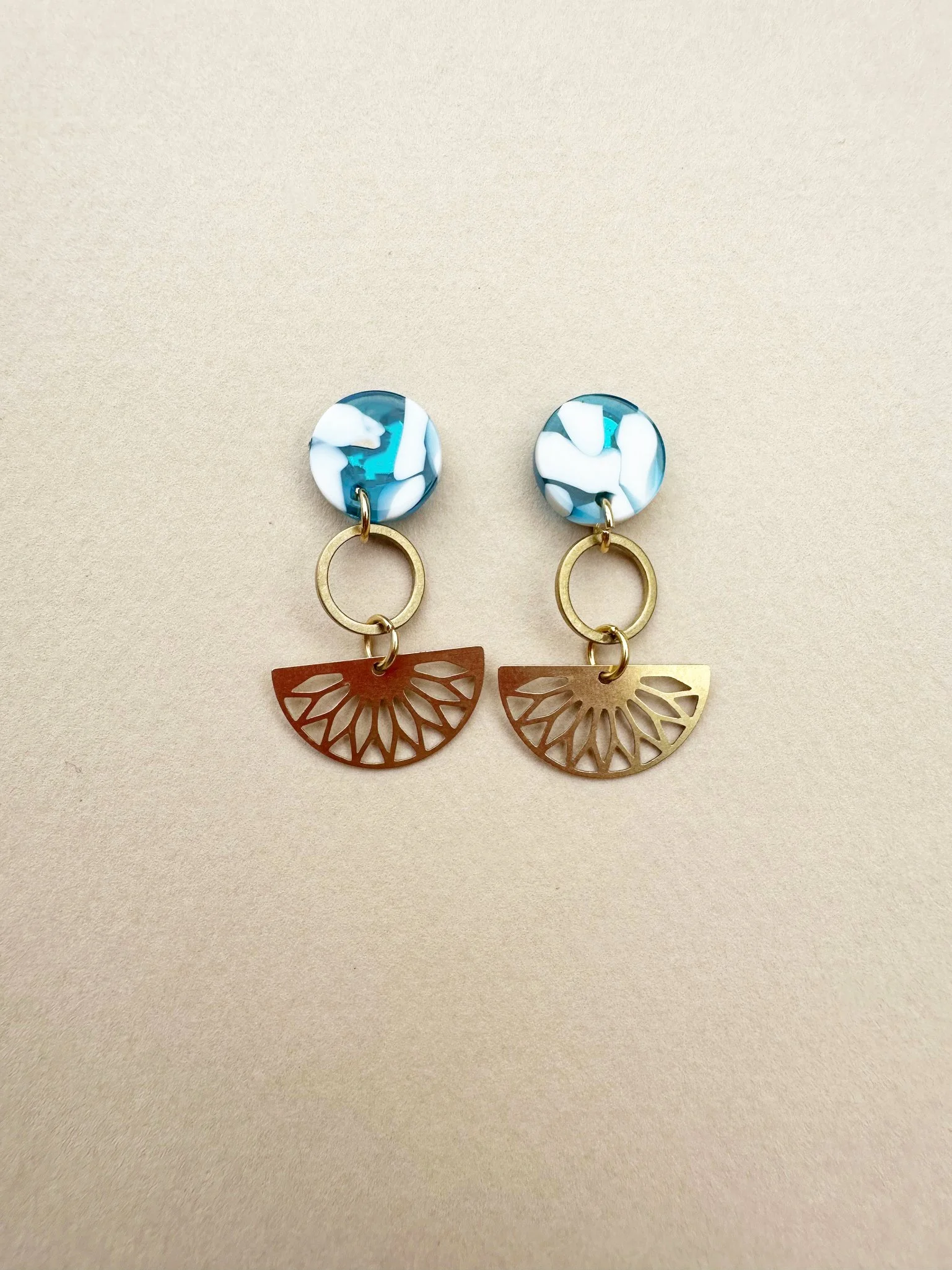 fan charm studs4.jpg