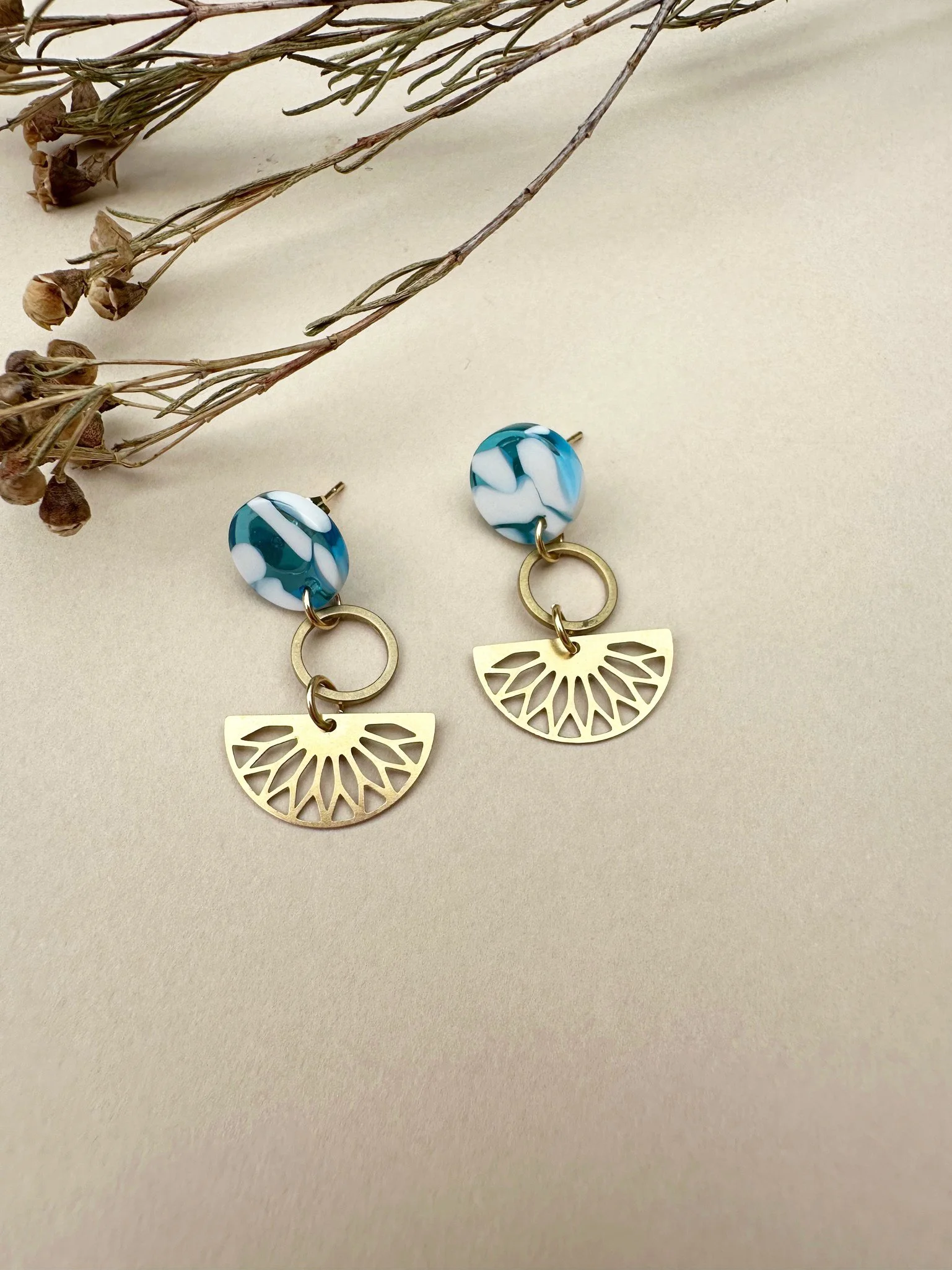 fan charm studs6.jpg
