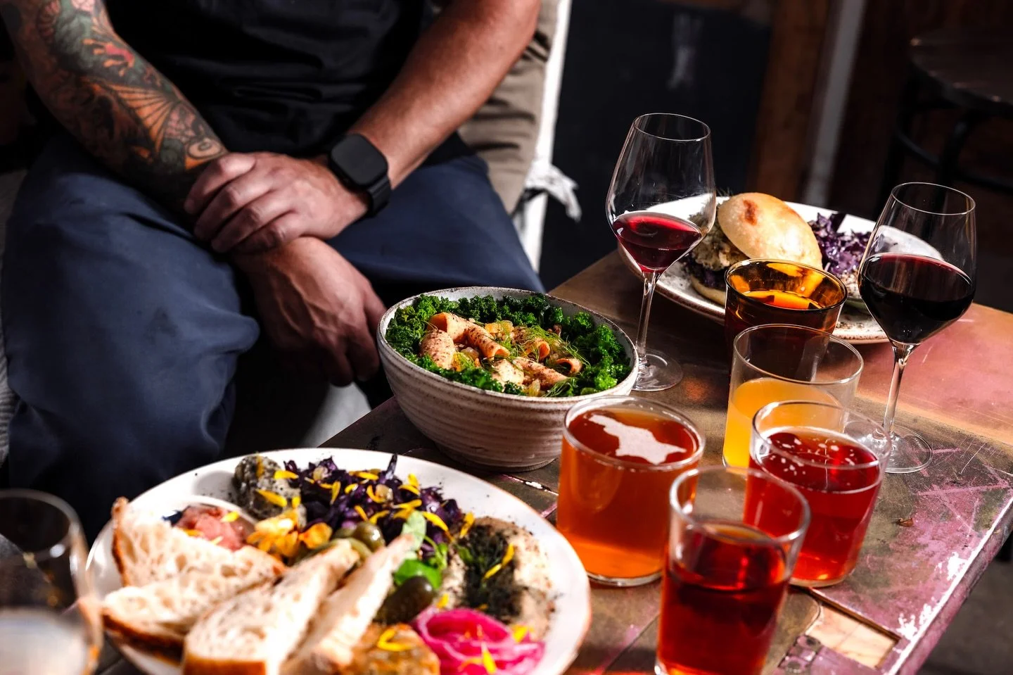 It&rsquo;s SATURDAY! Yep we&rsquo;re OPEN TODAY as well! &amp; TOMORROW! 
Today 10-20:00
Sunday 10-18:00
Come on by, we&rsquo;ve got the cure 💚

📷 - @photo.mattias 🤌