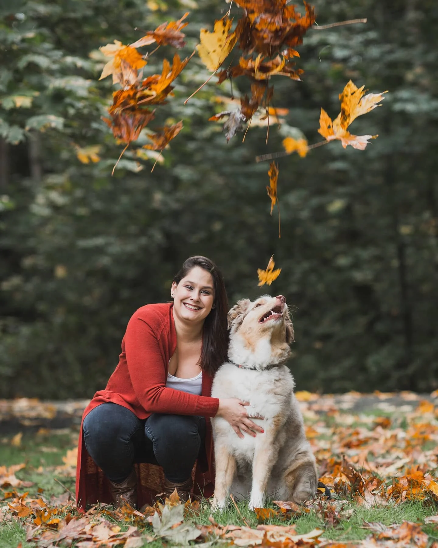 Oh how we love photographing the fur baby 🥰 🐕

#fallmini #fallfoilage #fallphotoshoot #fallphotography #familyportraits #familyphotos #familyphotoshoot #familyphotographer #kidsfashion #seattlefamilyphotographer #seattlefallcolors #fall2020 #portri