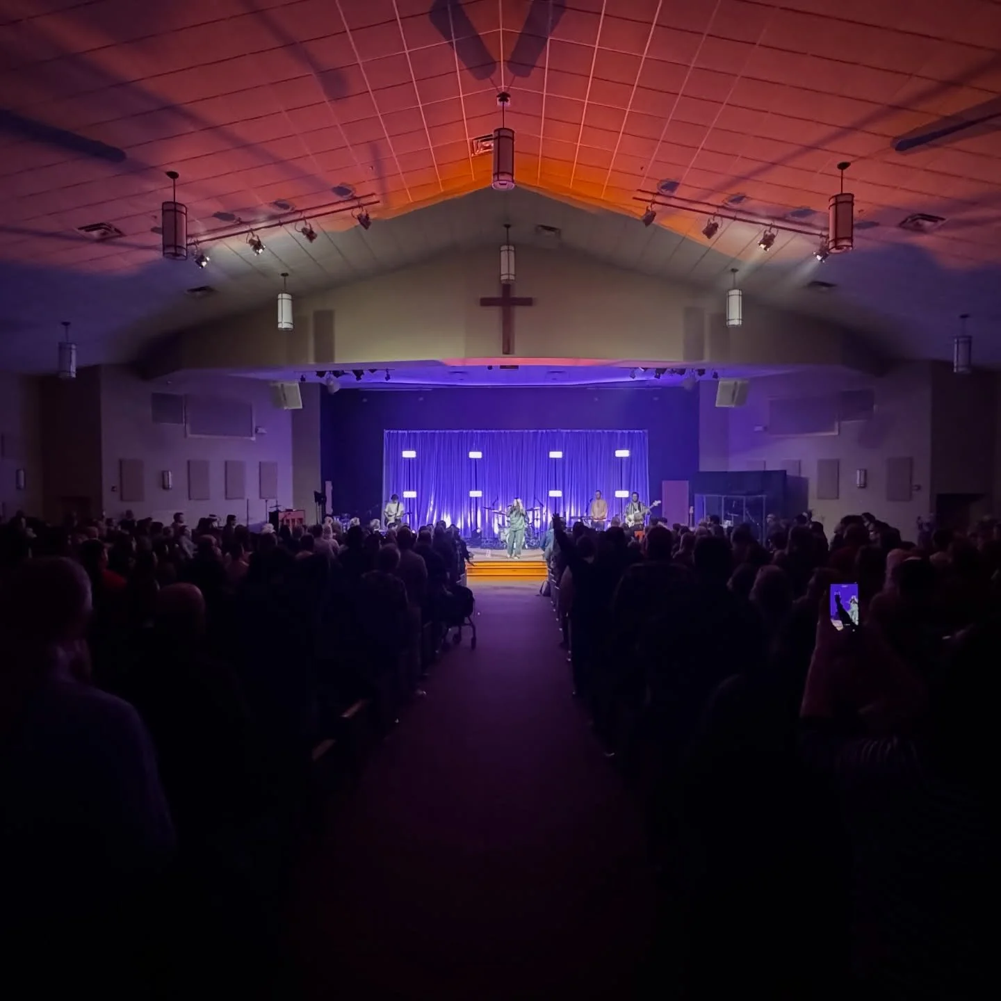 Thanks to everyone who joined us this past Friday with @cochrenmusic and @hopedarst in Waynesboro PA! What an awesome night!