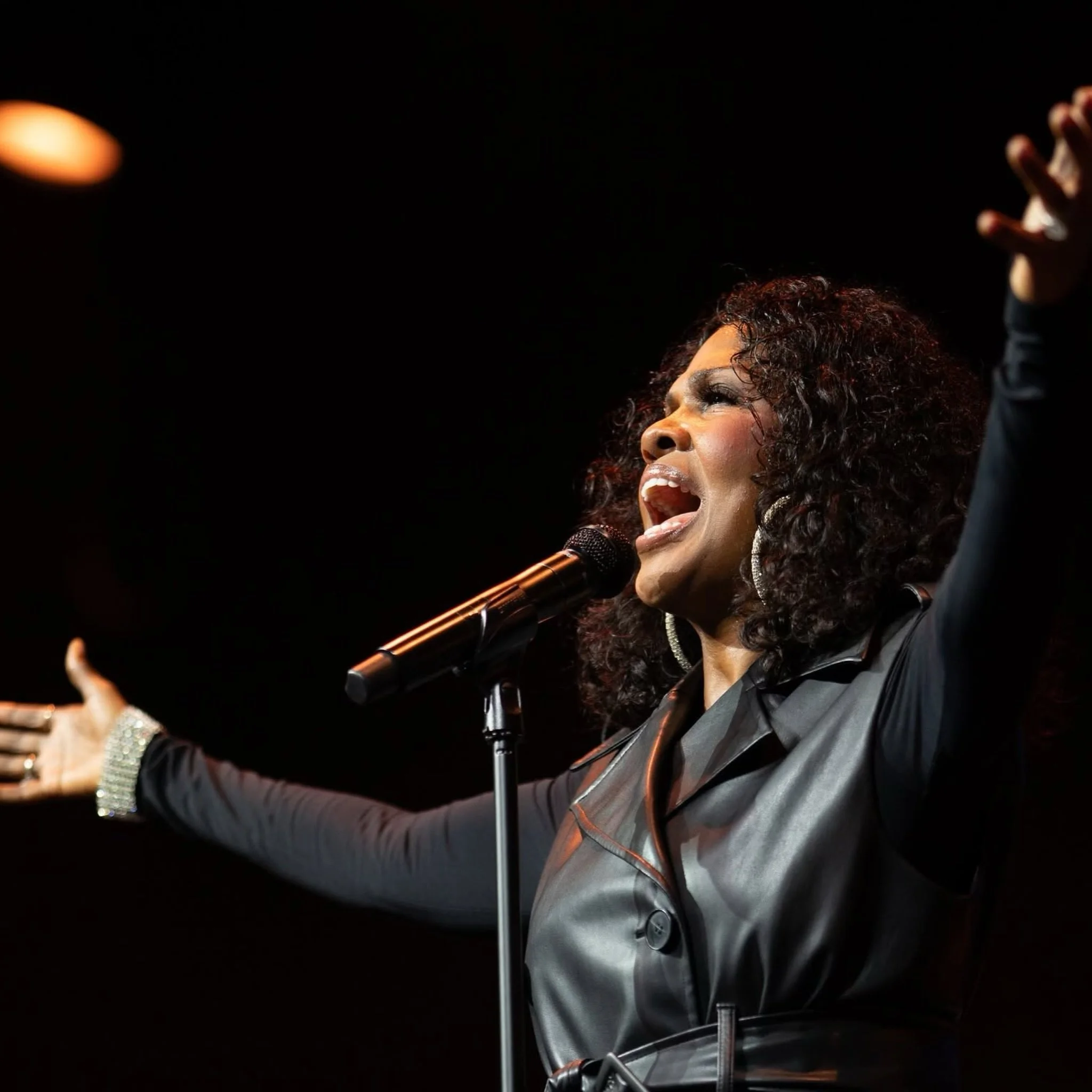 Saturday night of Uprise, CeCe Winans will be joining Brandon Lake, Crowder, and more for an incredible night of worship! 🙌

We can&rsquo;t wait to hear &ldquo;Goodness of God,&rdquo; &ldquo;Worthy Of It All,&rdquo; &ldquo;Holy Forever,&rdquo; &ldqu
