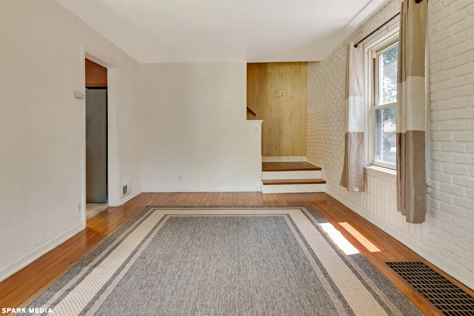 4-3537S57thCt.jpg