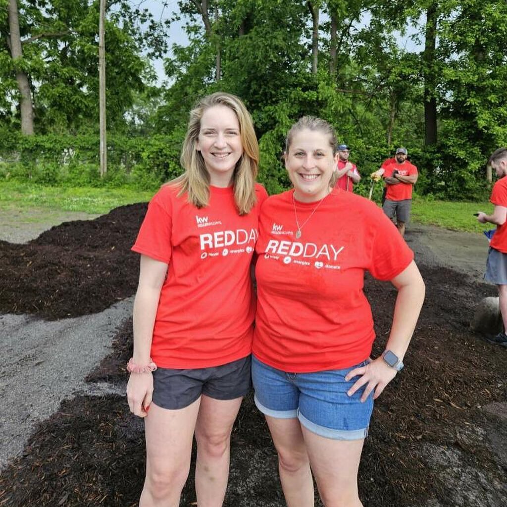 It&rsquo;s RedDay! Which means our entire brokerage took the day to give back to the community. it was also a day that I got to learn how to drive a bobcat. The BEST.

I can&rsquo;t wait to do this in Tullahoma next year!