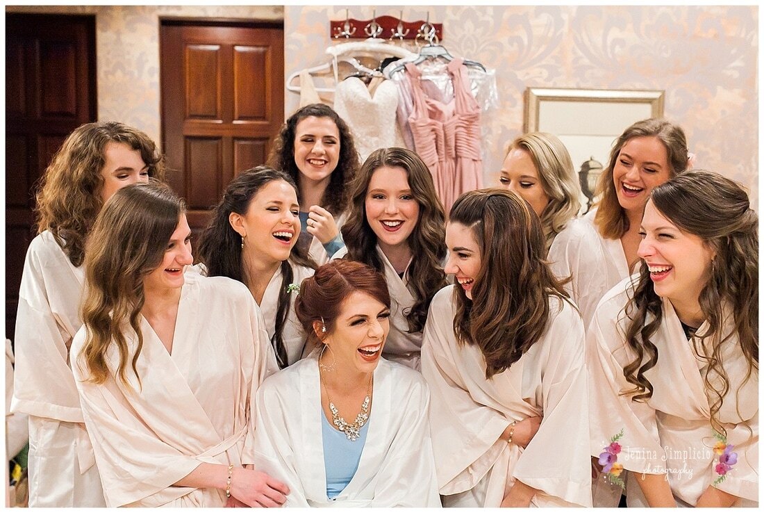  bride with her bridal party 