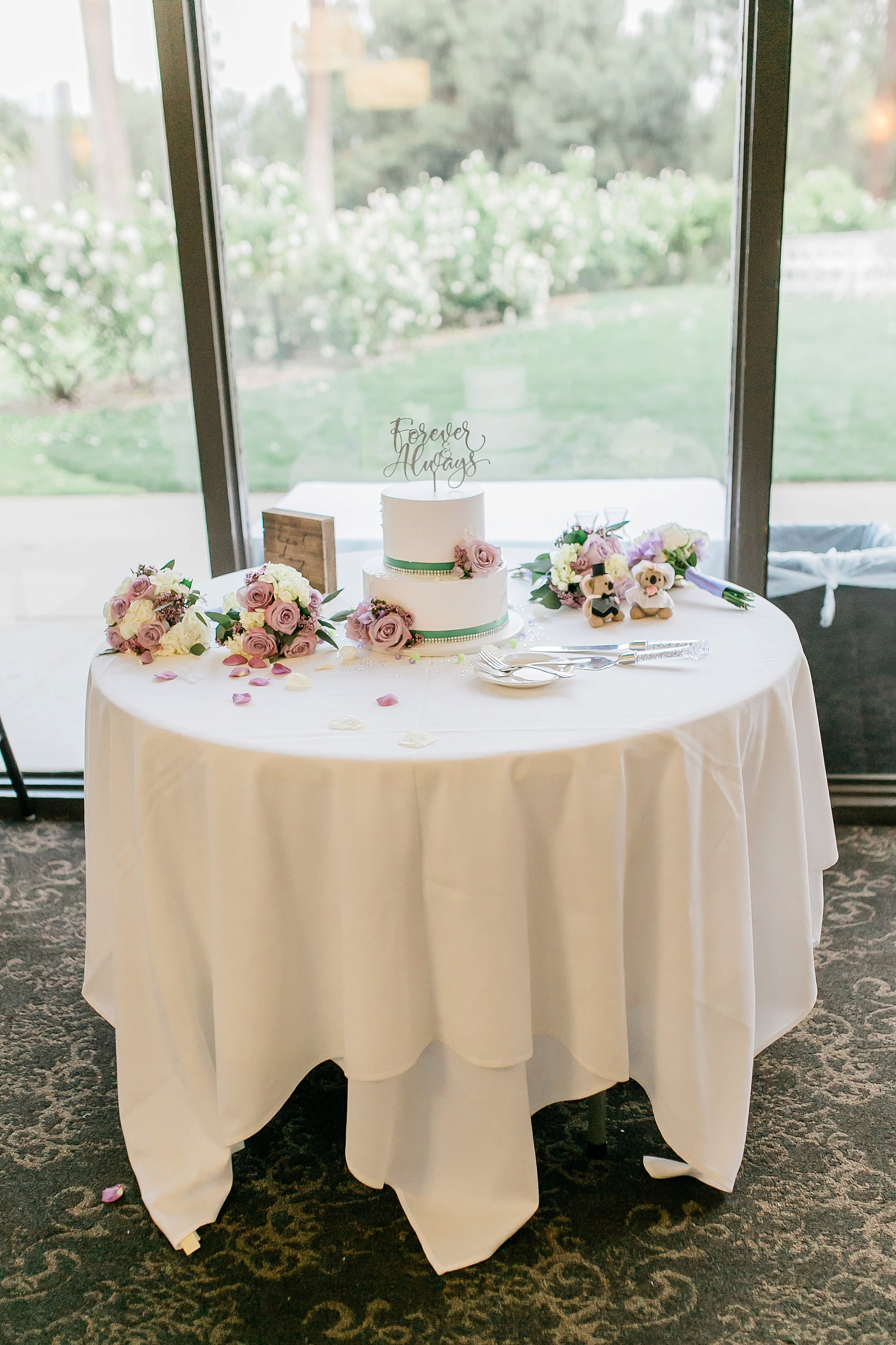 guests reception tables 
